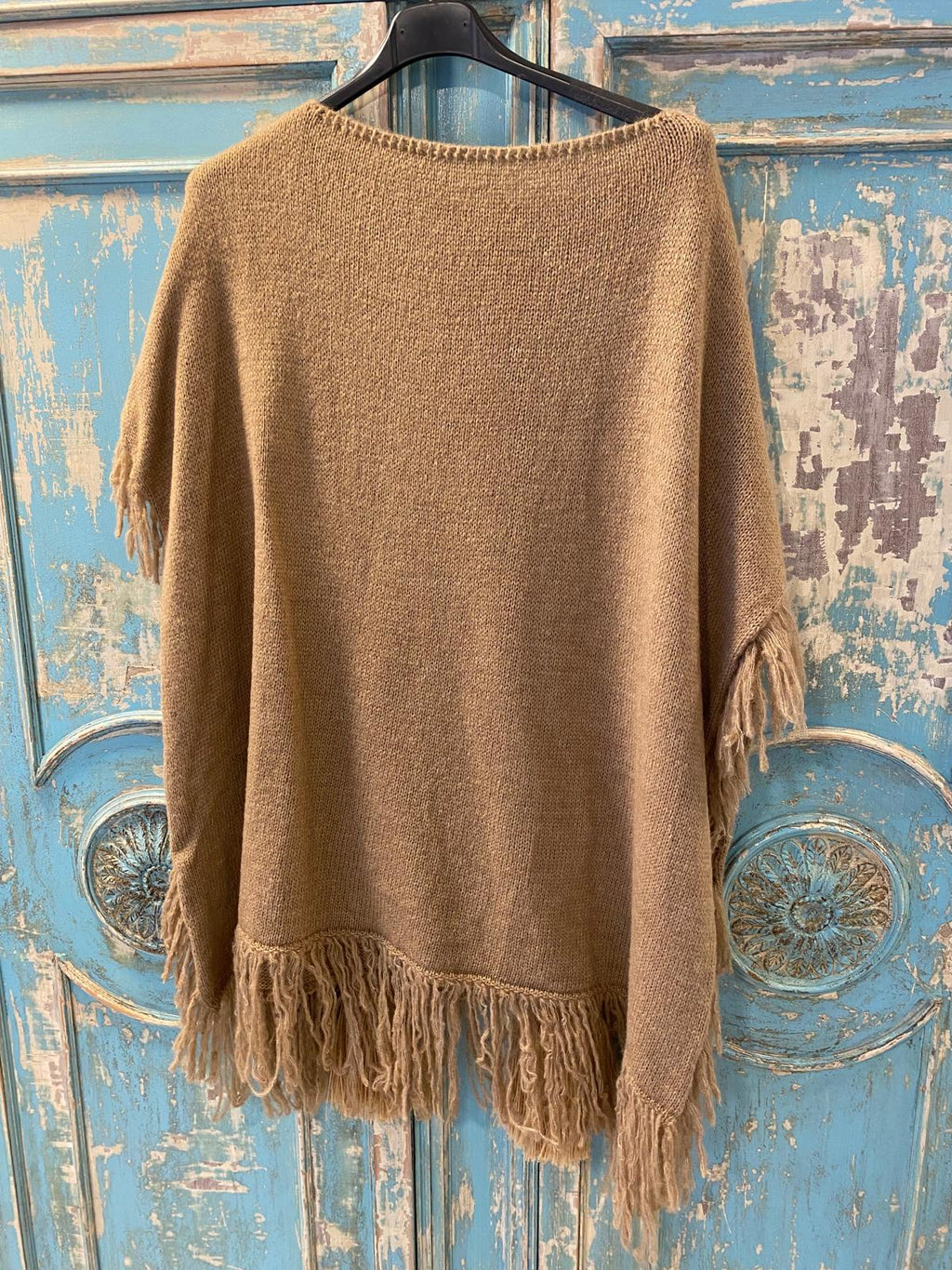 Poncho punto flecos DONDOLA