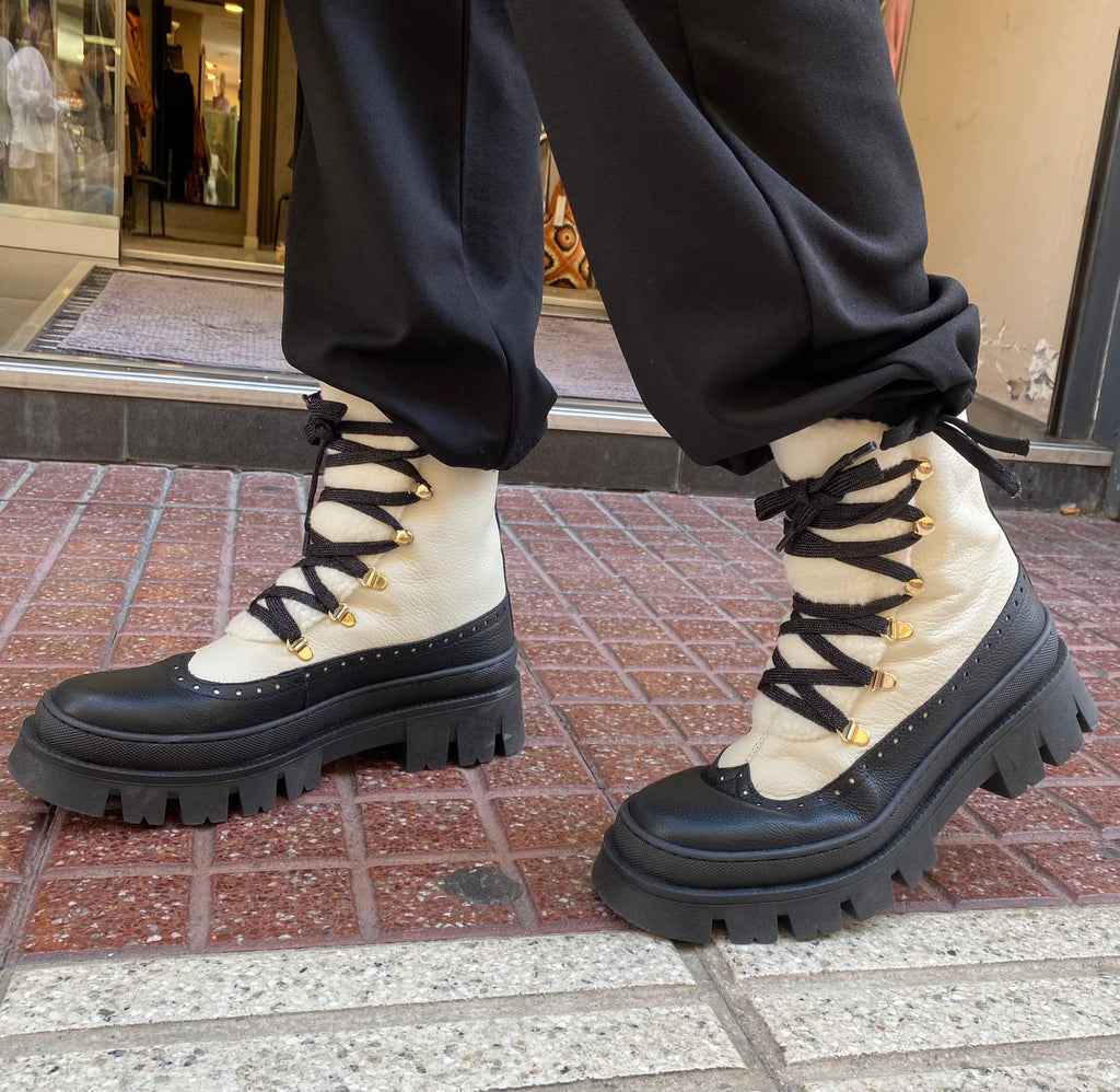 Bota piel bicolor suela track “ELENA”