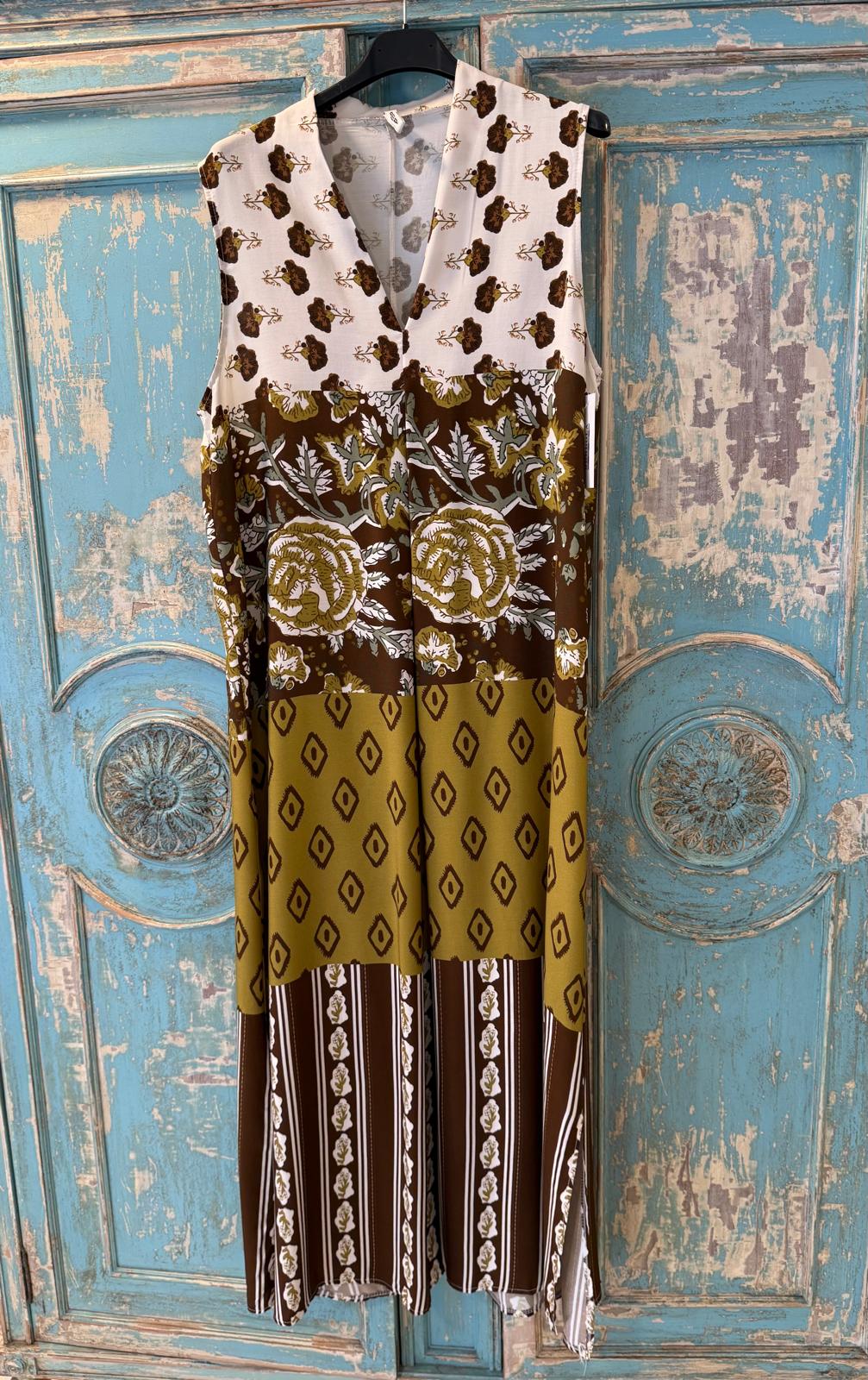 Vestido estampado verde oliva con pliegue central DONDOLA