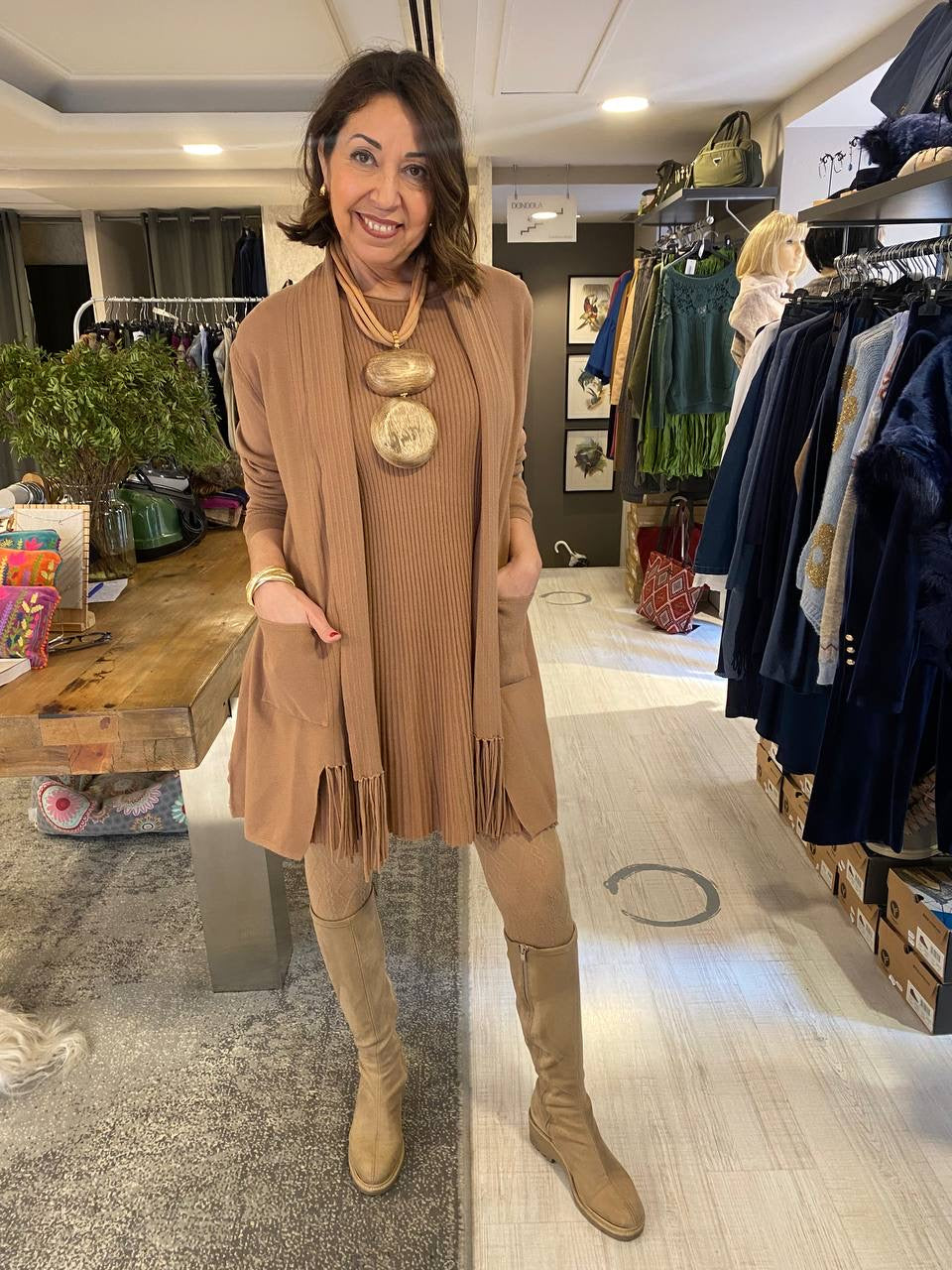 Vestido canalé camel DONDOLA