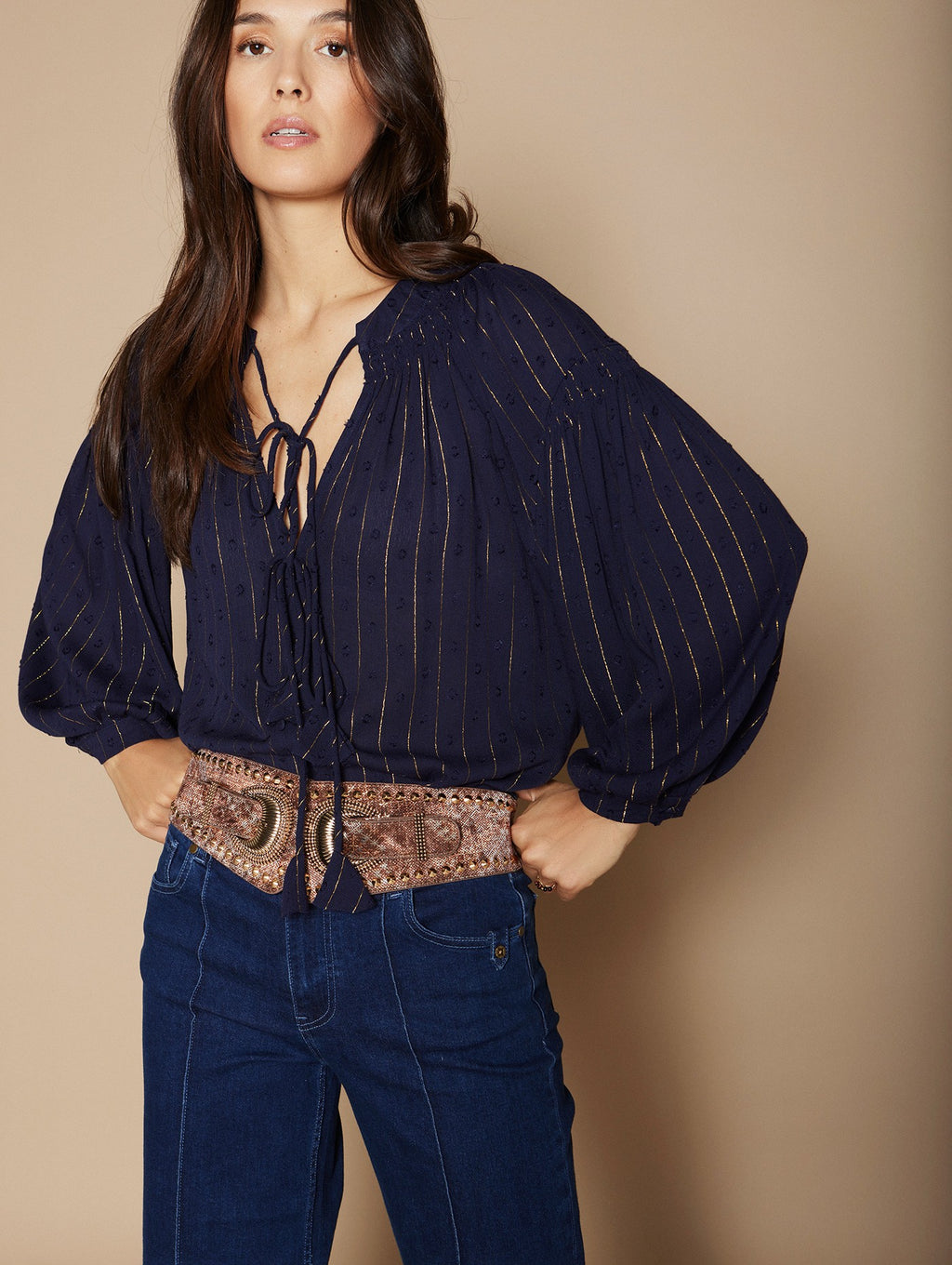 Cinturón fajín de tachas doble hebilla “MEISÏE”