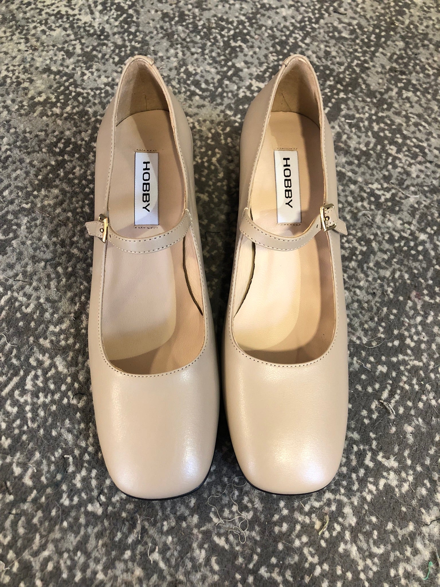 Merceditas(Mary Jane) de piel color visón “HOBBY”