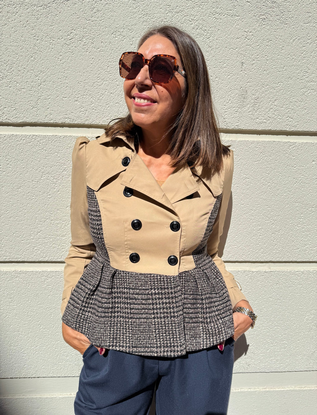 Chaqueta camel peplum cuadros DONDOLA