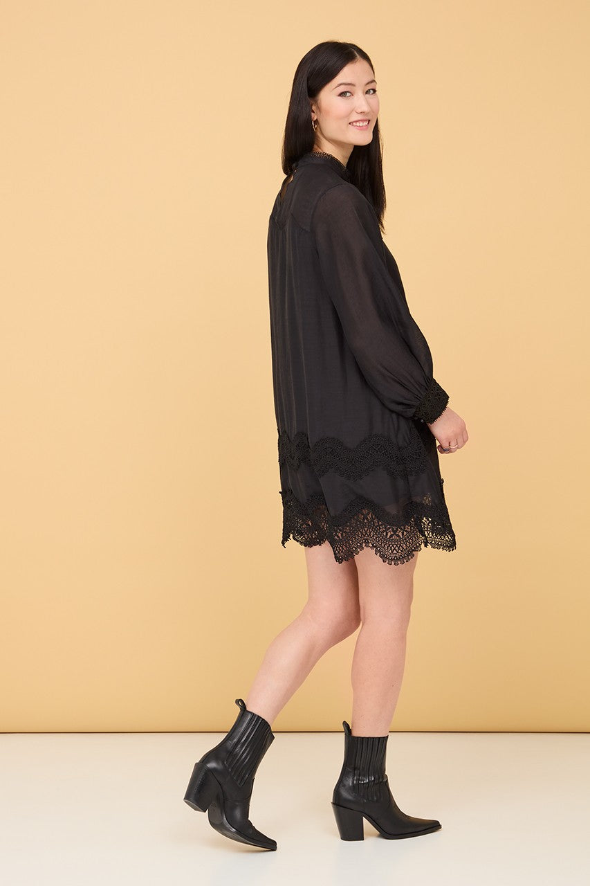 Vestido negro corto combinado guipur "RA.NIRINA" NUD