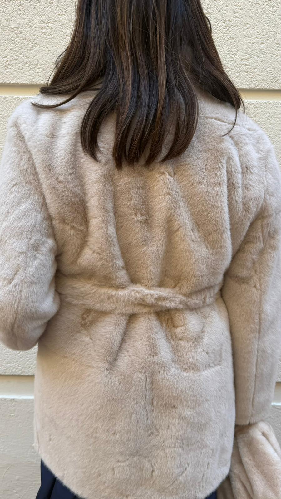 Chaquetón Batín Efecto Visón Rasado - Pelo Premium con Cinturón | Dondola