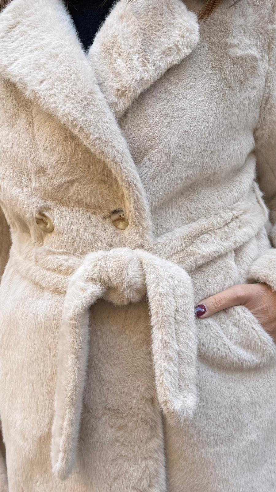 Chaquetón Batín Efecto Visón Rasado - Pelo Premium con Cinturón | Dondola