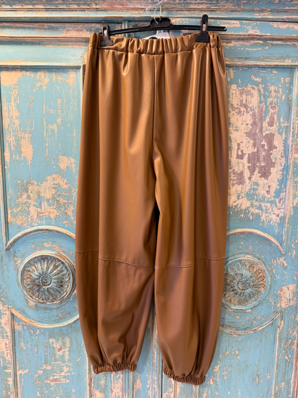 Pantalones Jogger Efecto Poli Piel Chocolate