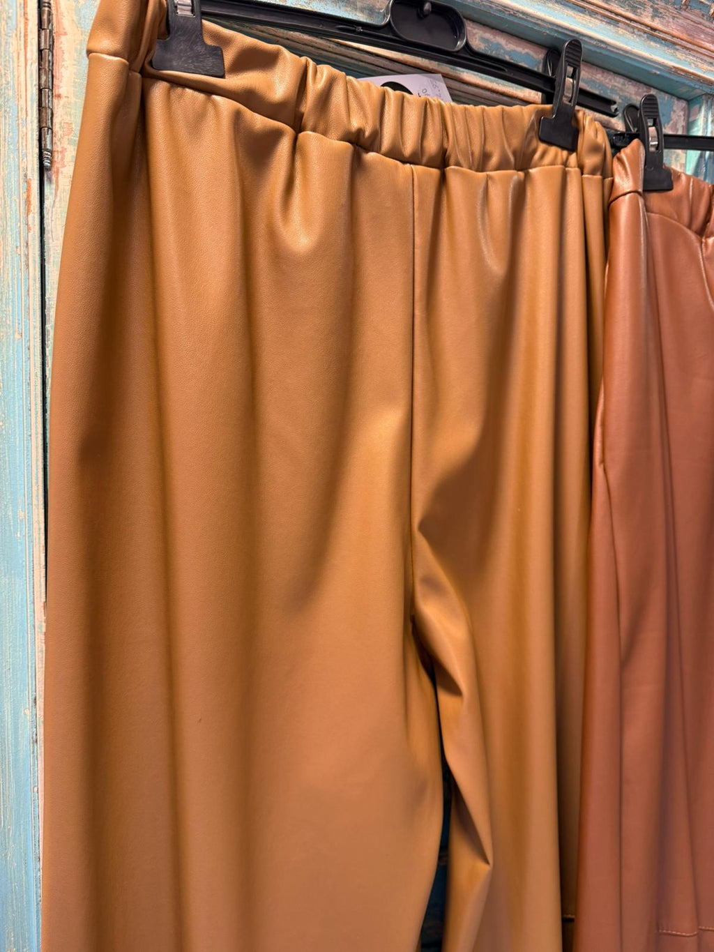 Pantalones Jogger Efecto Poli Piel Chocolate