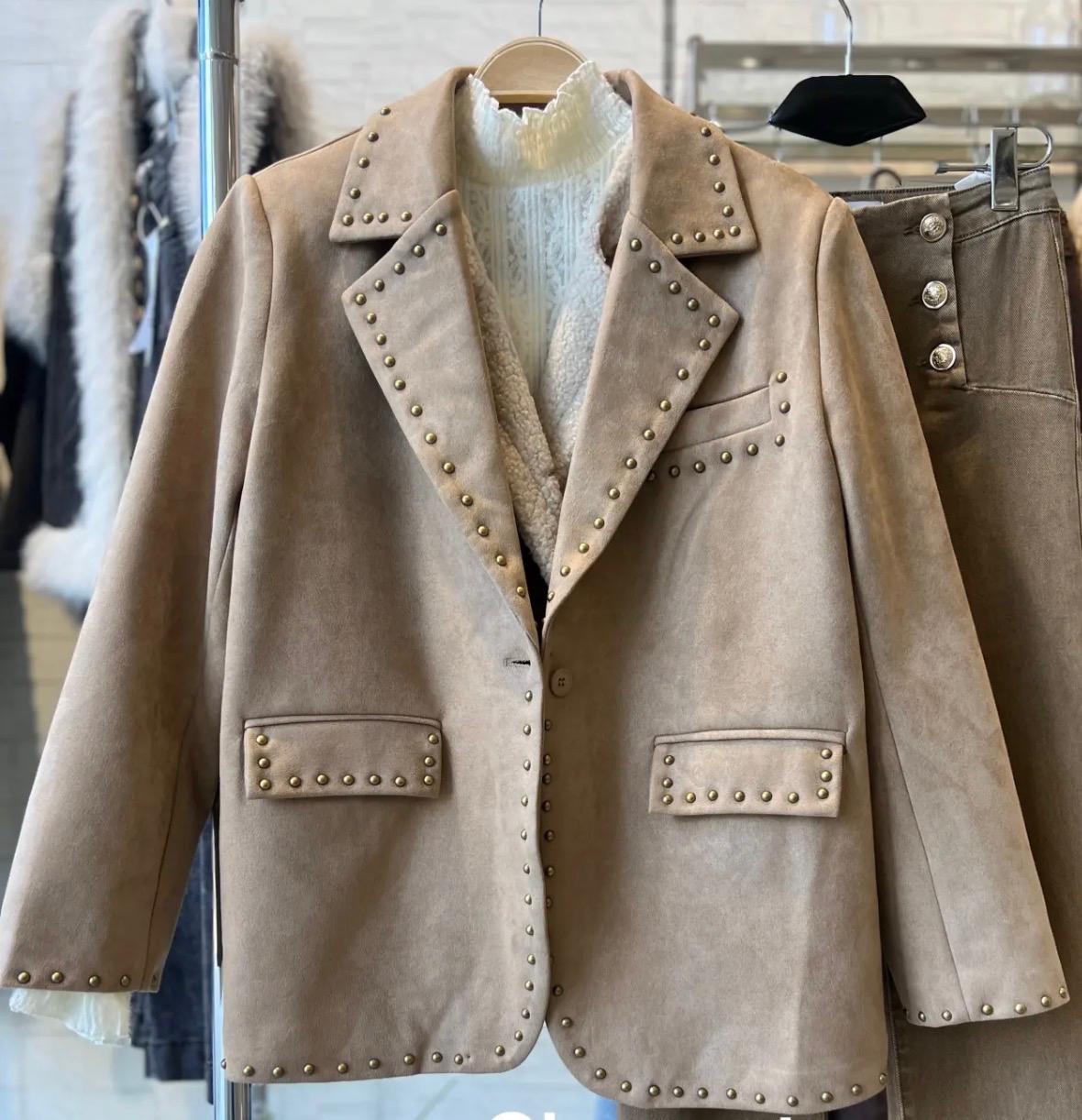 Blazer Arena con Tachuelas - Algodón y Lino | Dondola