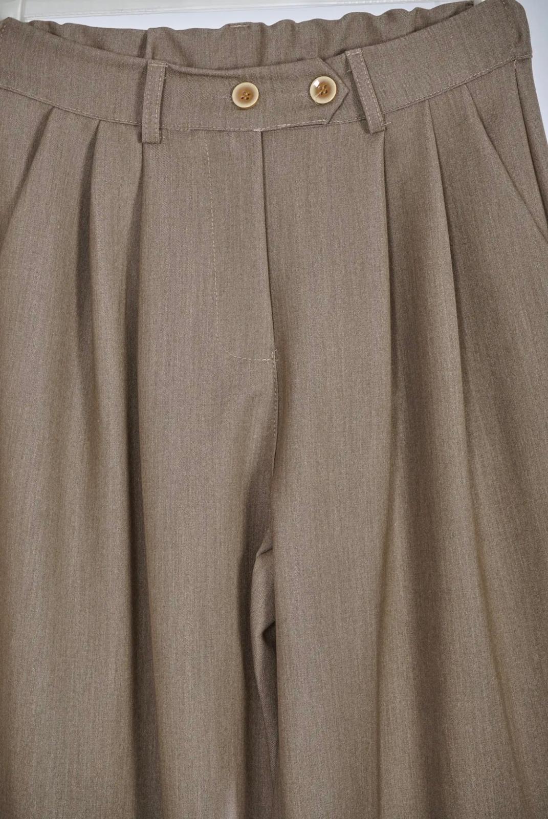 Pantalón Ancho Pinzas Botones Delanteros
