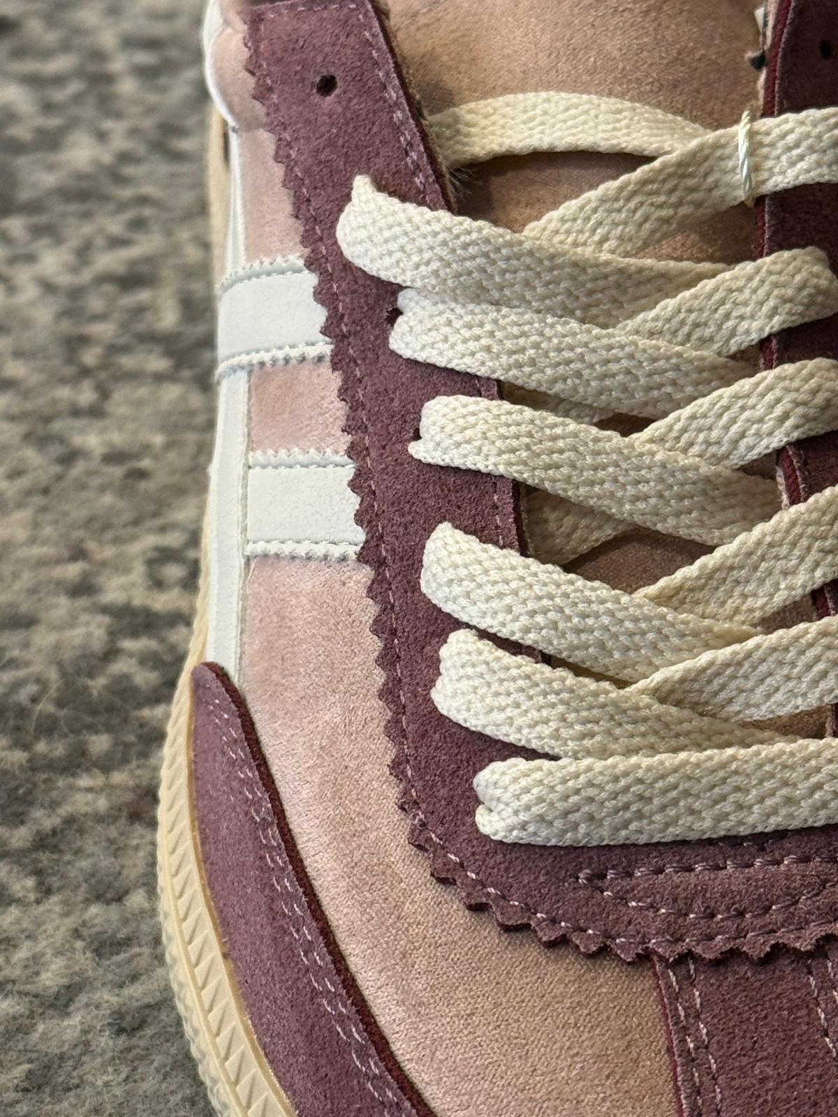 Zapatillas Deportivas Retro Rosa y Malva - Estilo Vintage Casual