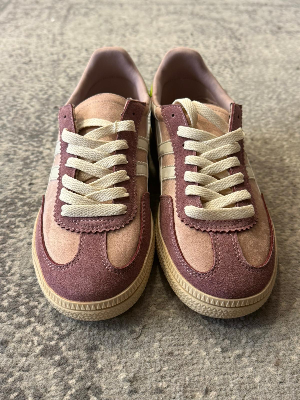 Zapatillas Deportivas Retro Rosa y Malva - Estilo Vintage Casual