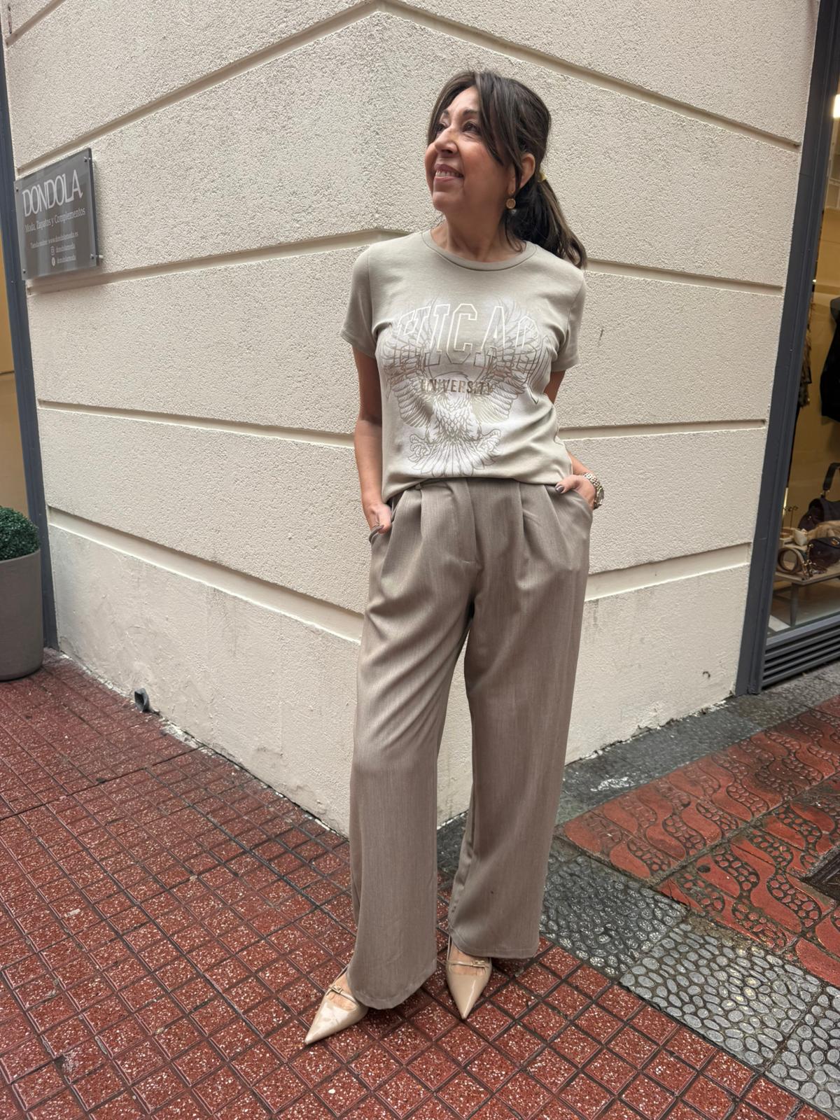 Pantalón Ancho Pinzas Botones Delanteros