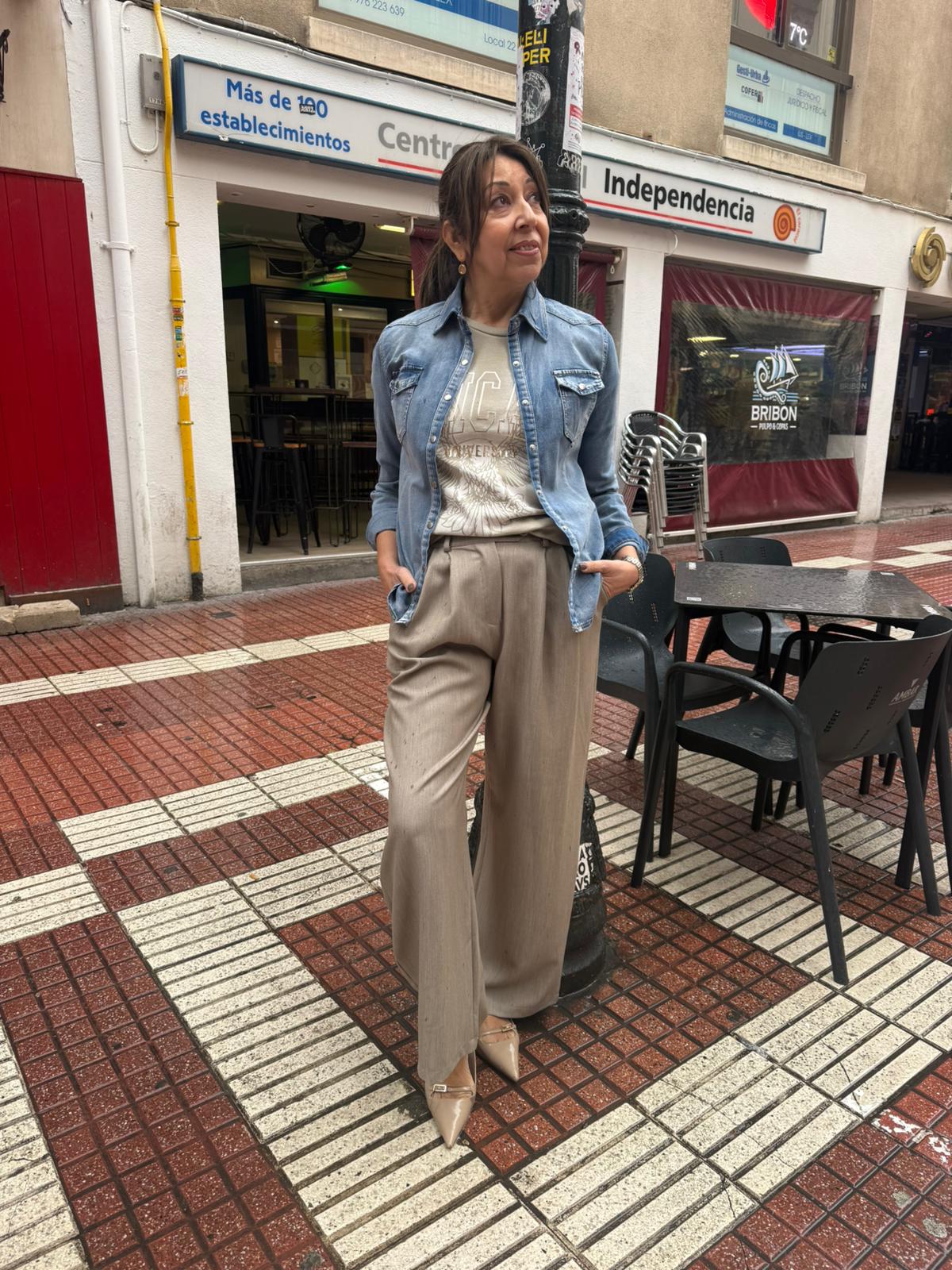 Camisa Vaquera Azul Lavado Efecto Desgastado