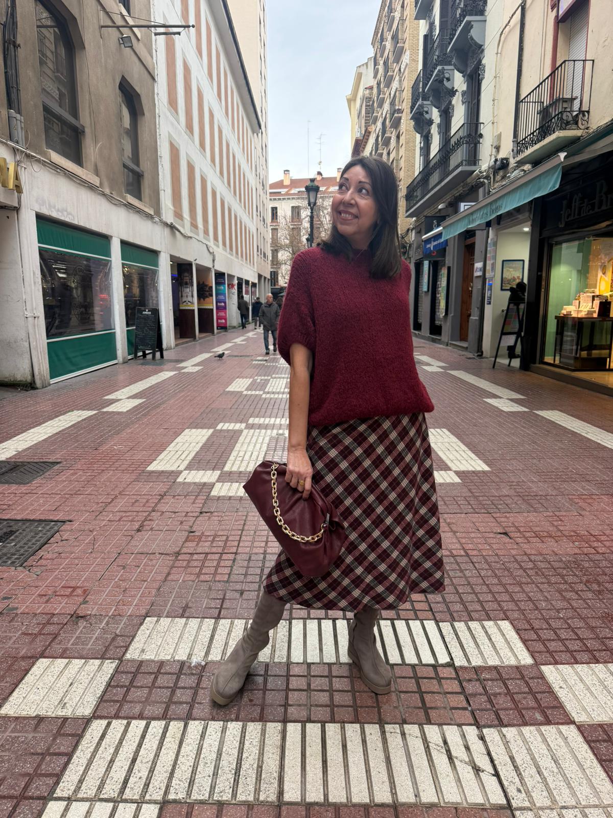 Jersey Oversize Textura Rizada Burdeos