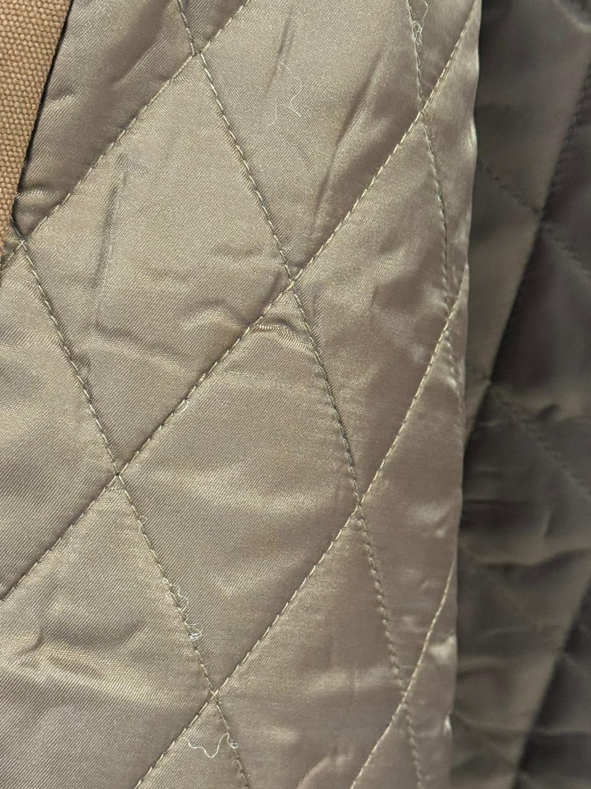 Chaqueta Bordada con Motivos Florales