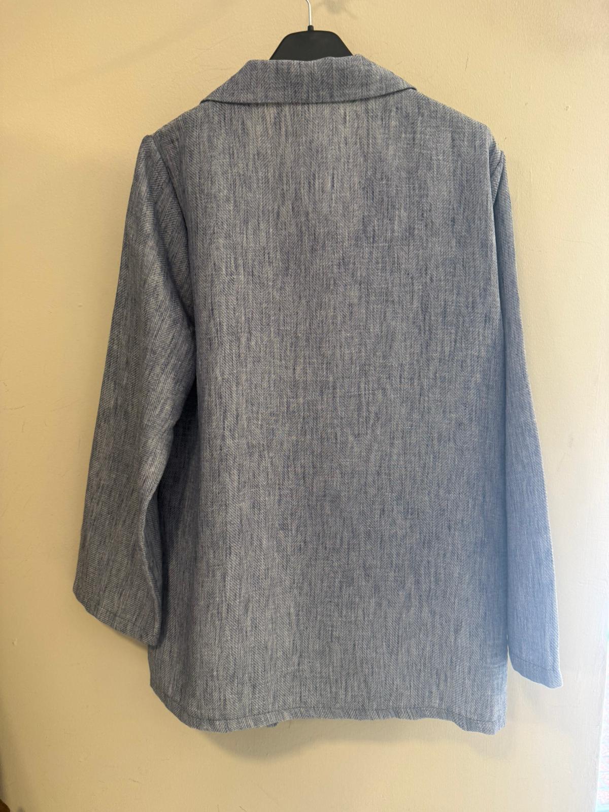 Blazer Efecto Espiga Azul Denim con Botón Tonal