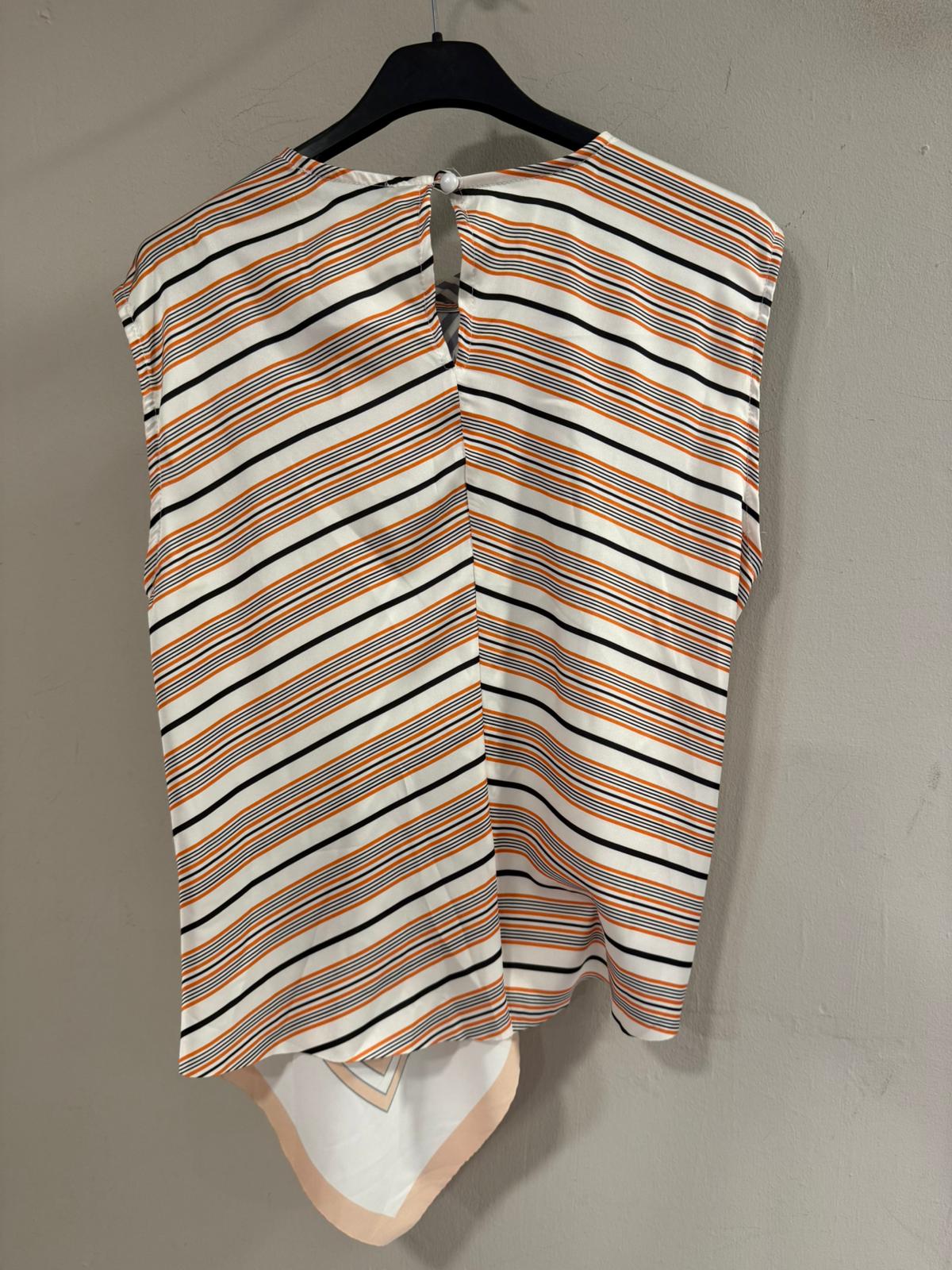 Blusa Satinada de Rayas con Lazada