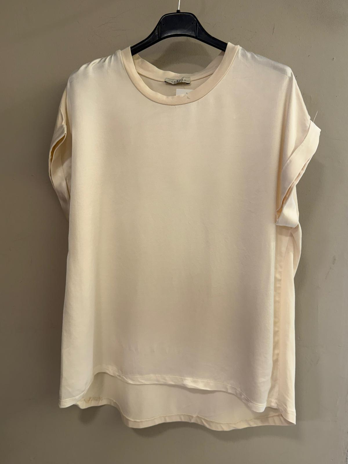 Camiseta Oversize Satinada Cuello Redondo