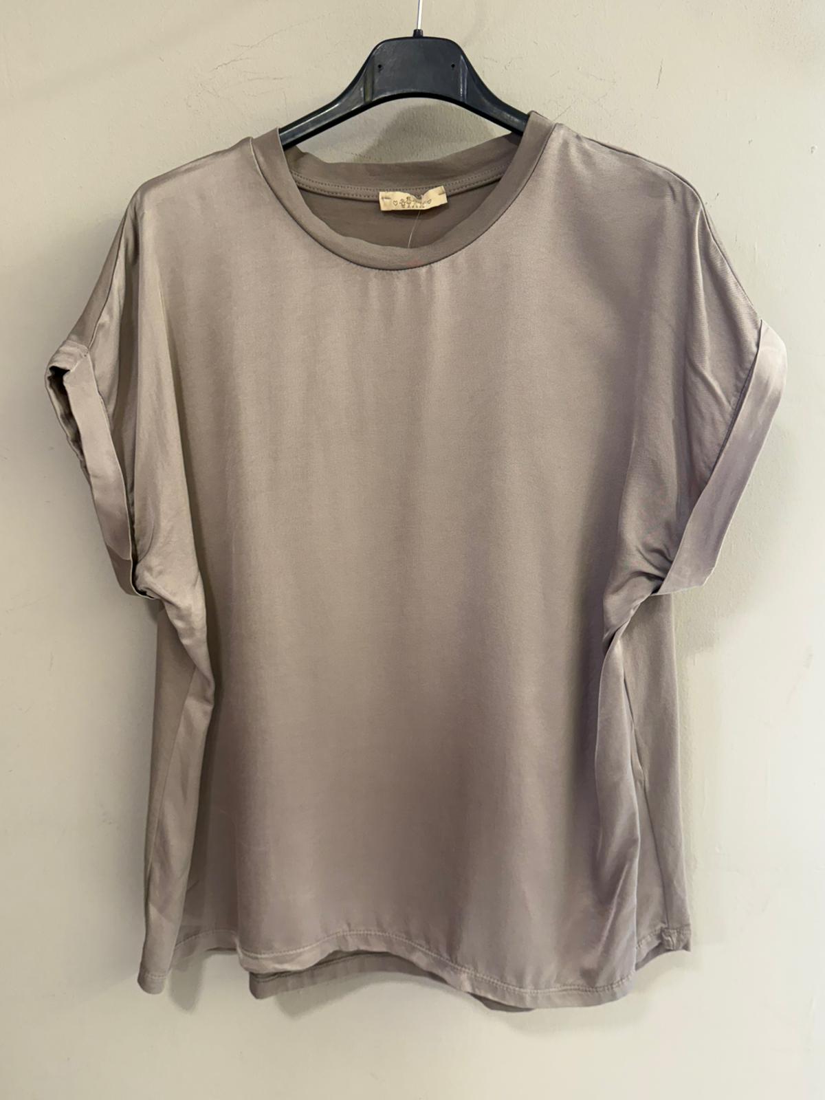 Camiseta Oversize Satinada Cuello Redondo