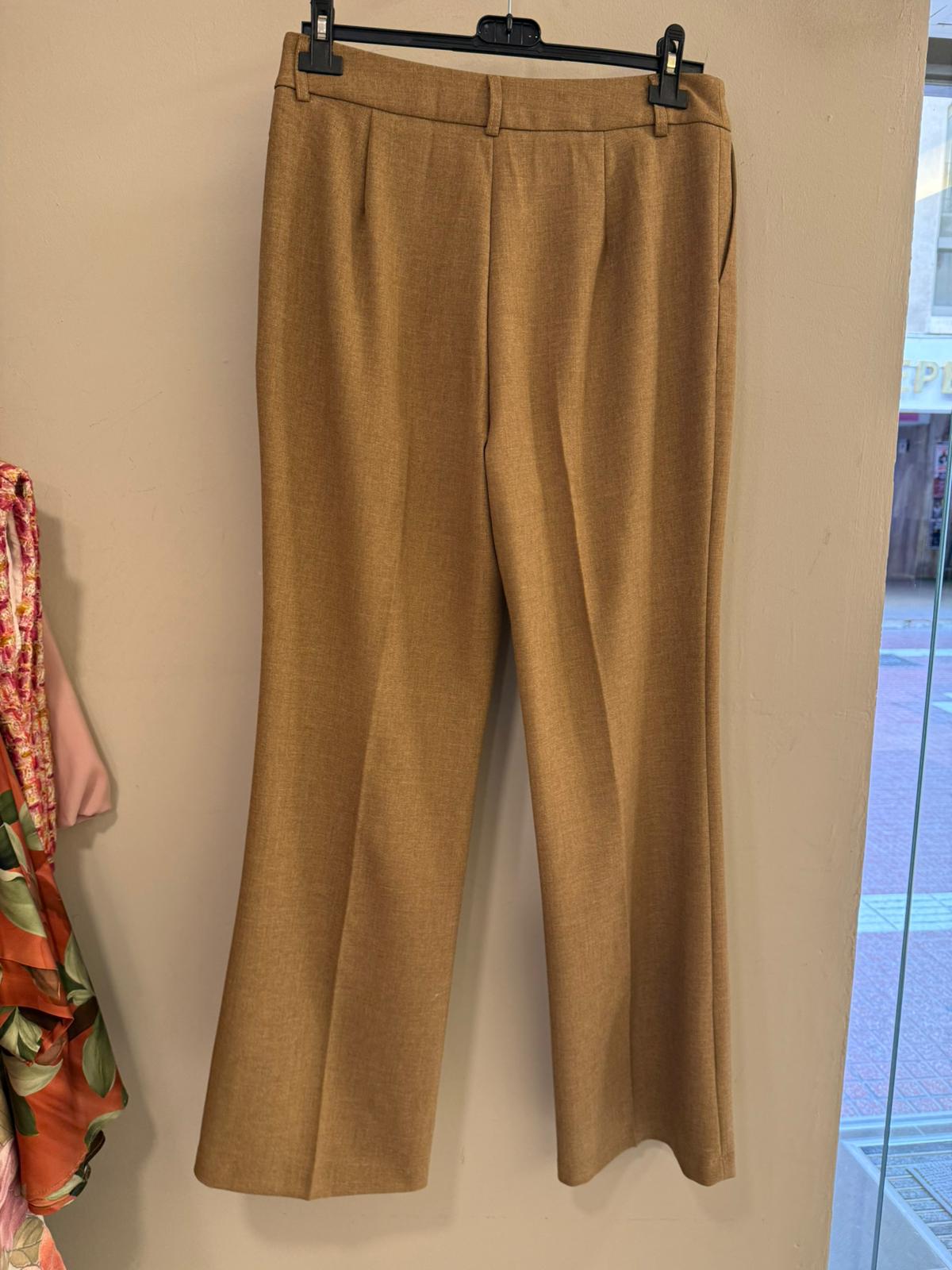 Pantalón Traje acabado flare