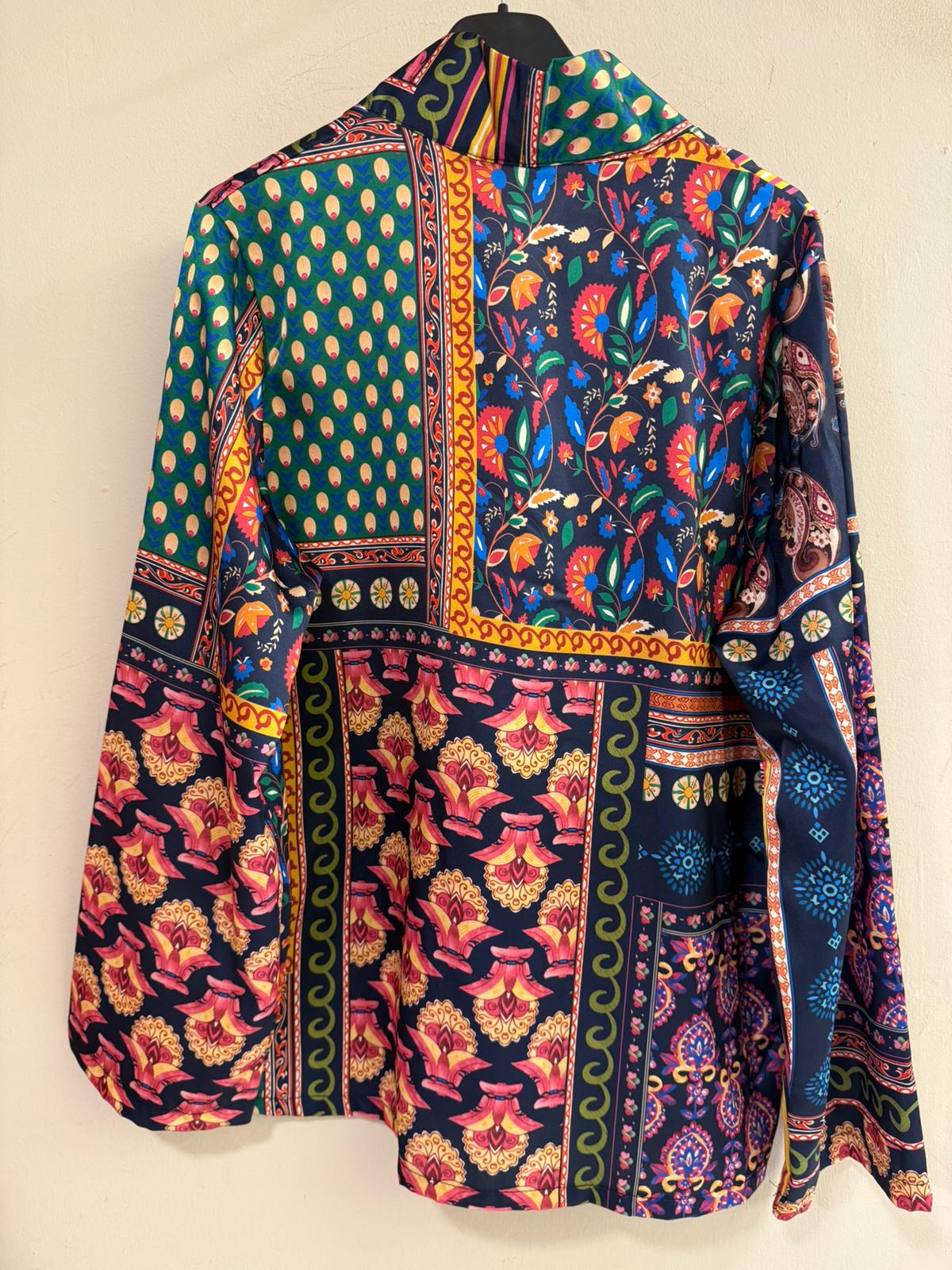 Camisa Patchwork Paisley Multicolor – Estilo Étnico Boho
