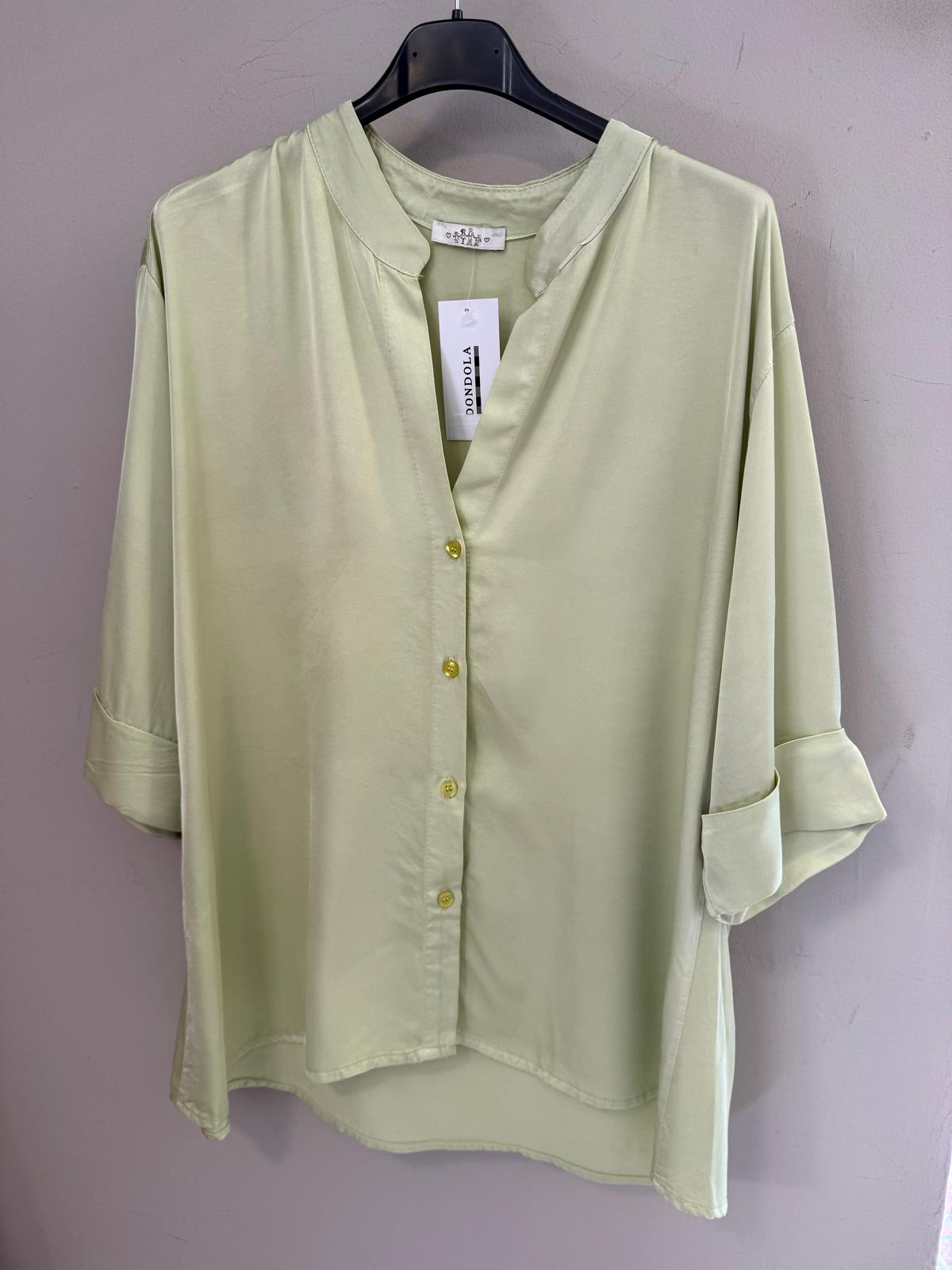 Camisa satinada cuello mao