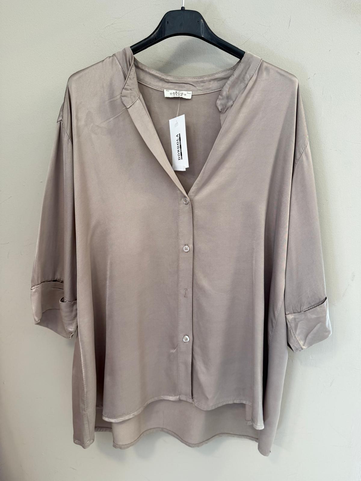 Camisa satinada cuello mao