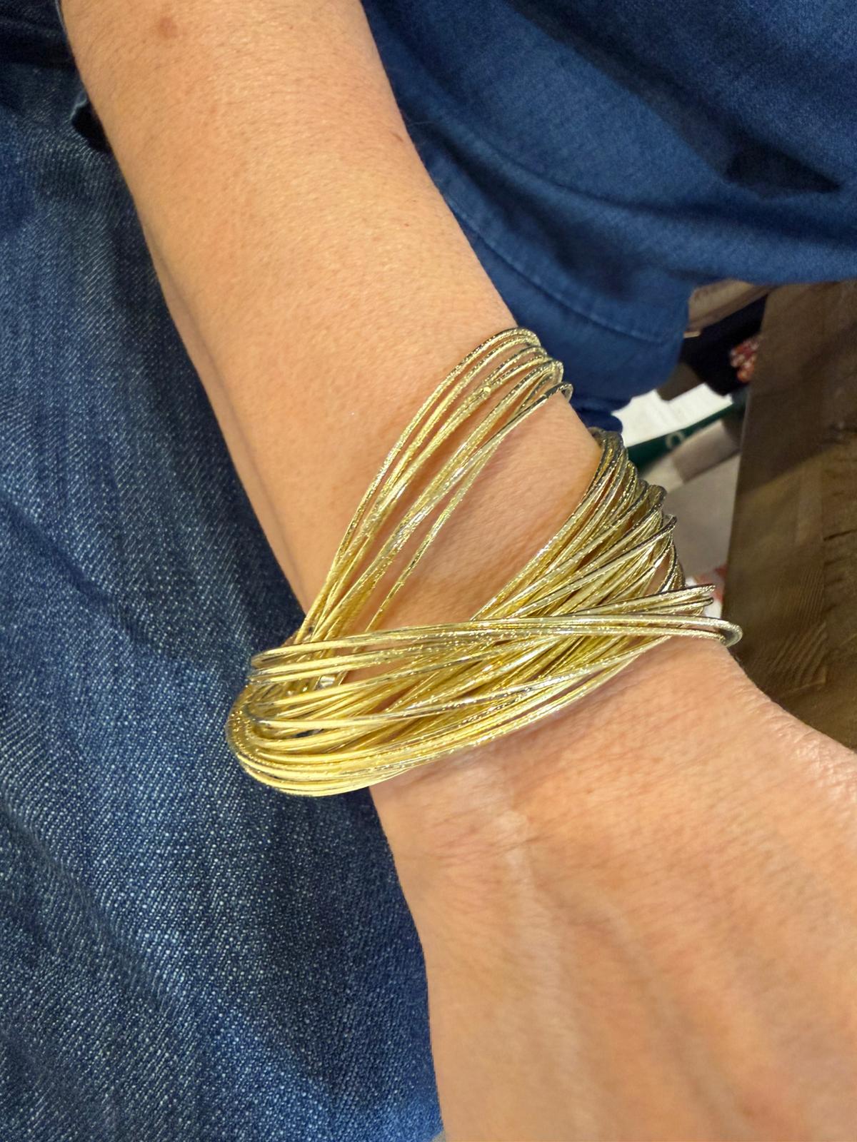 Pulsera Multihilo Dorado Brillante