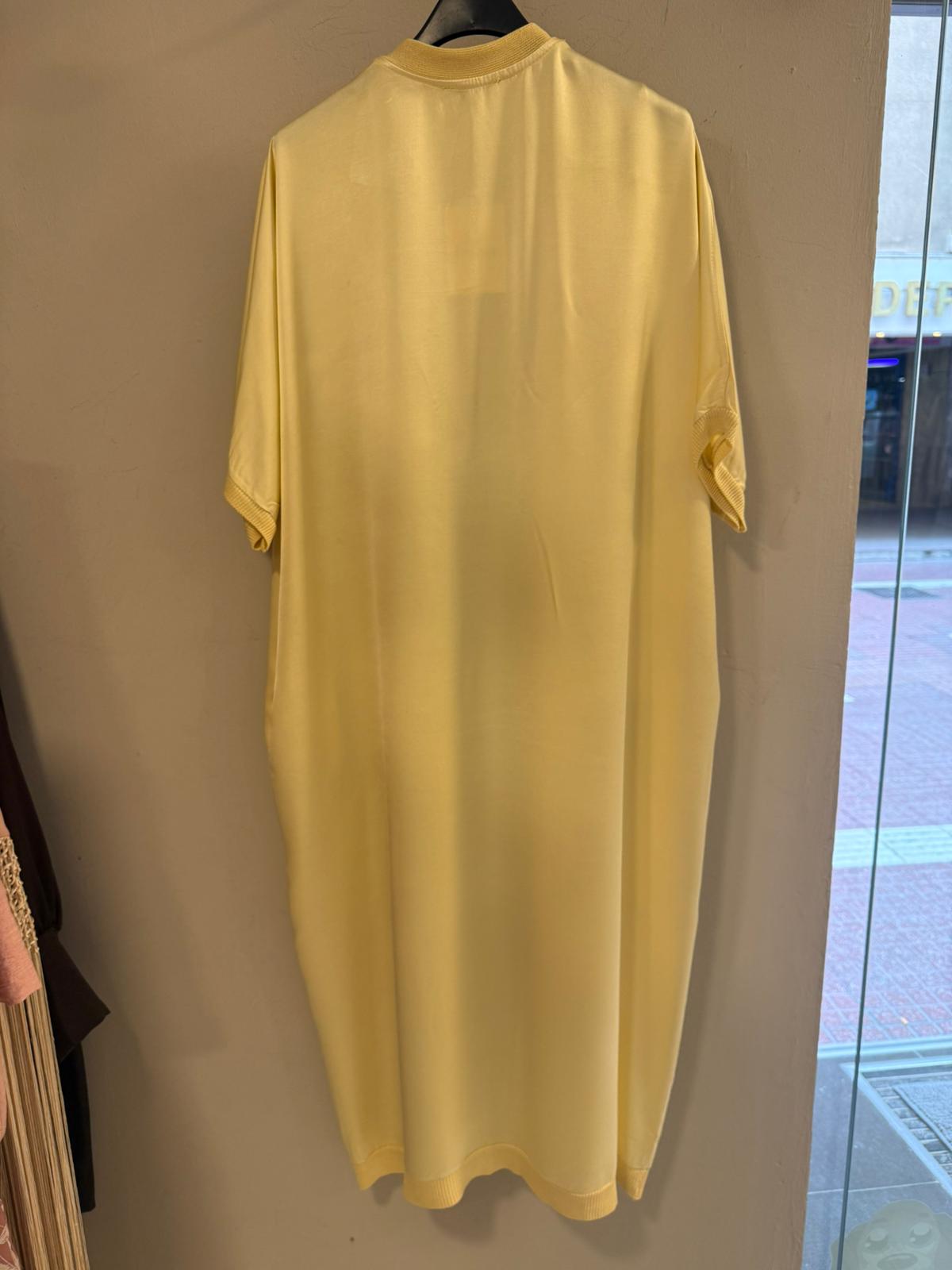 Kimono Largo Satinado con Acabados Rib