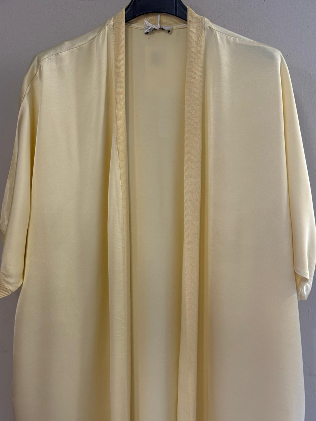 Kimono Largo Satinado con Acabados Rib