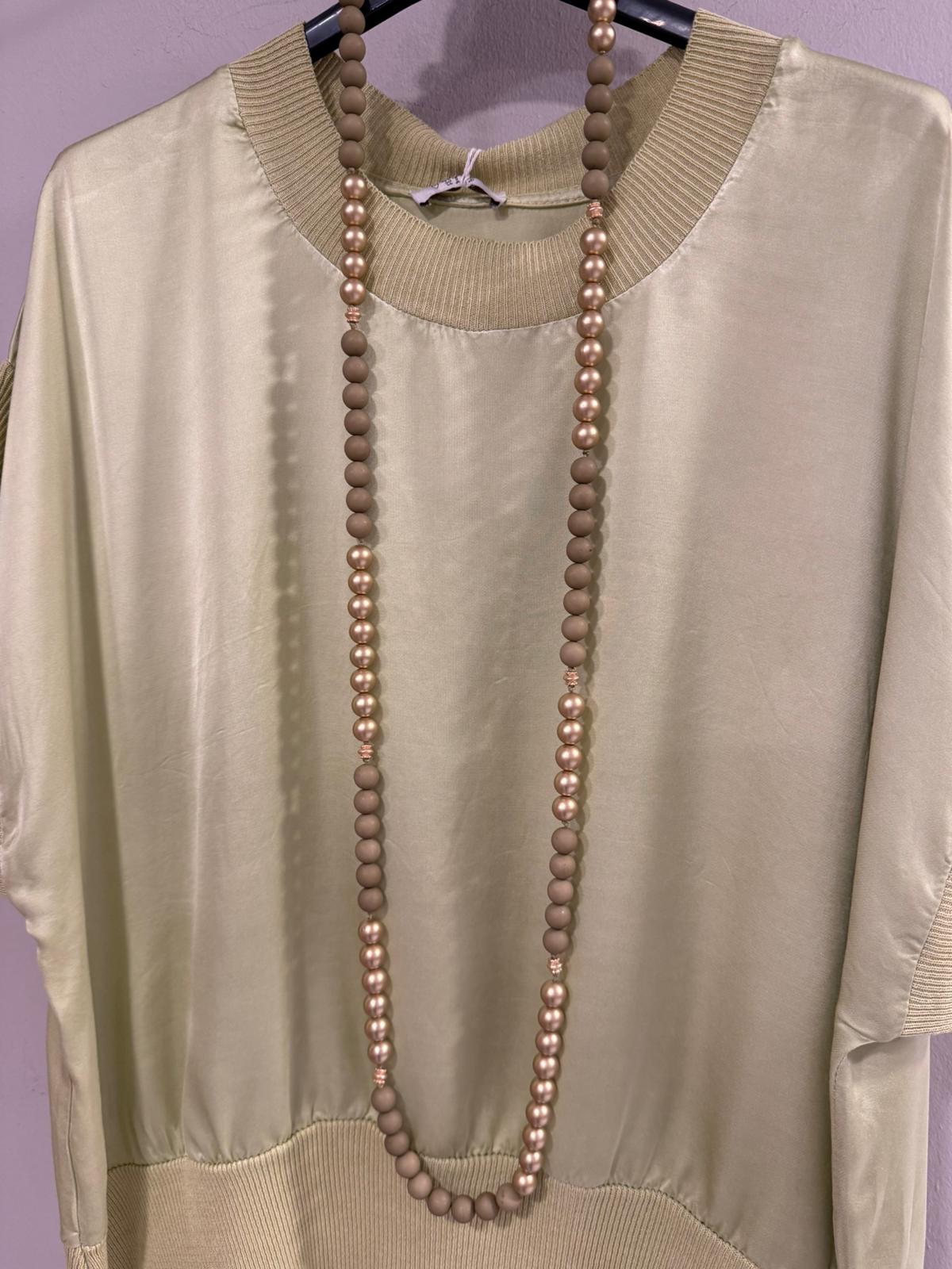Collar Largo Piezas Redondas Resina y Dorado