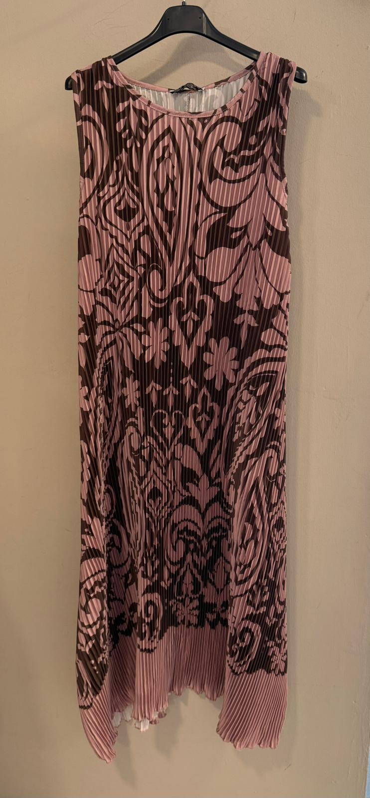 Vestido Plisado acabado cenefa
