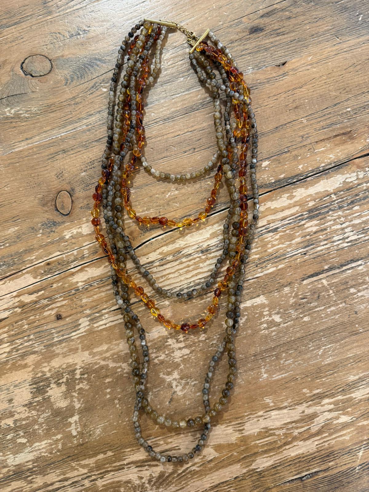 Collar largo varias vueltas Resina