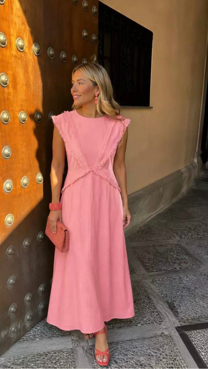 Vestido Rosa Detalle Desflecado