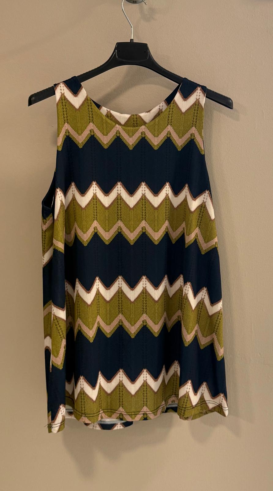 Top seda fría zig-zag