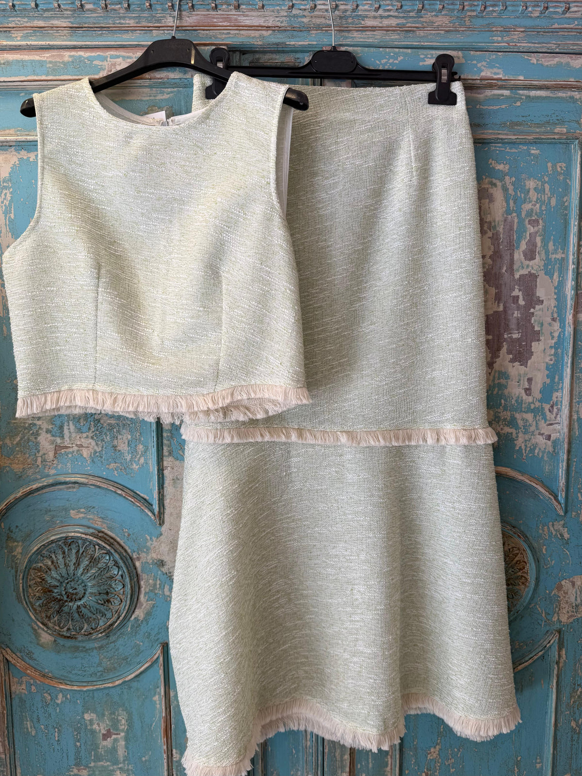 Conjunto verde con flecos