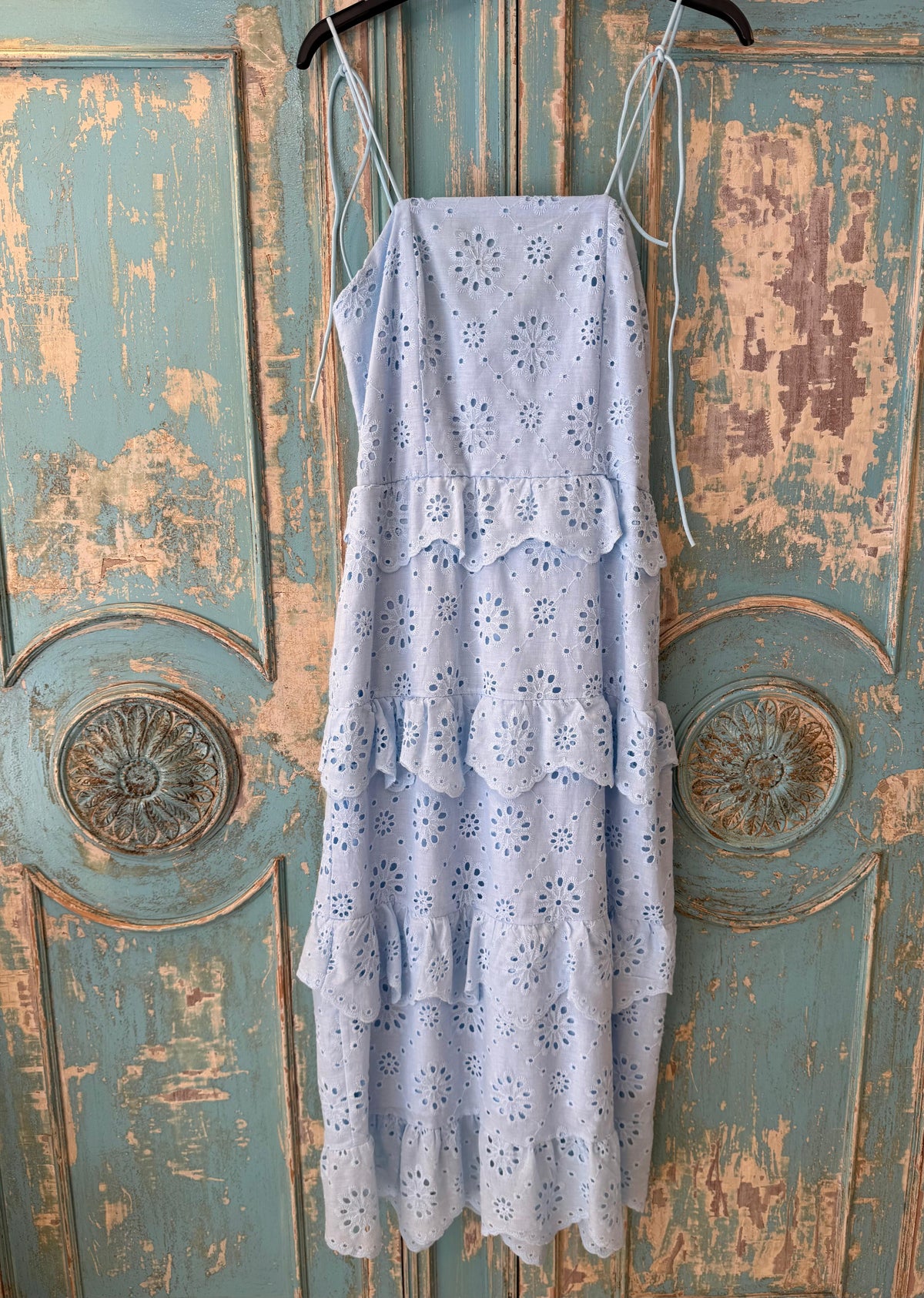 Vestido tirantes bordado inglés