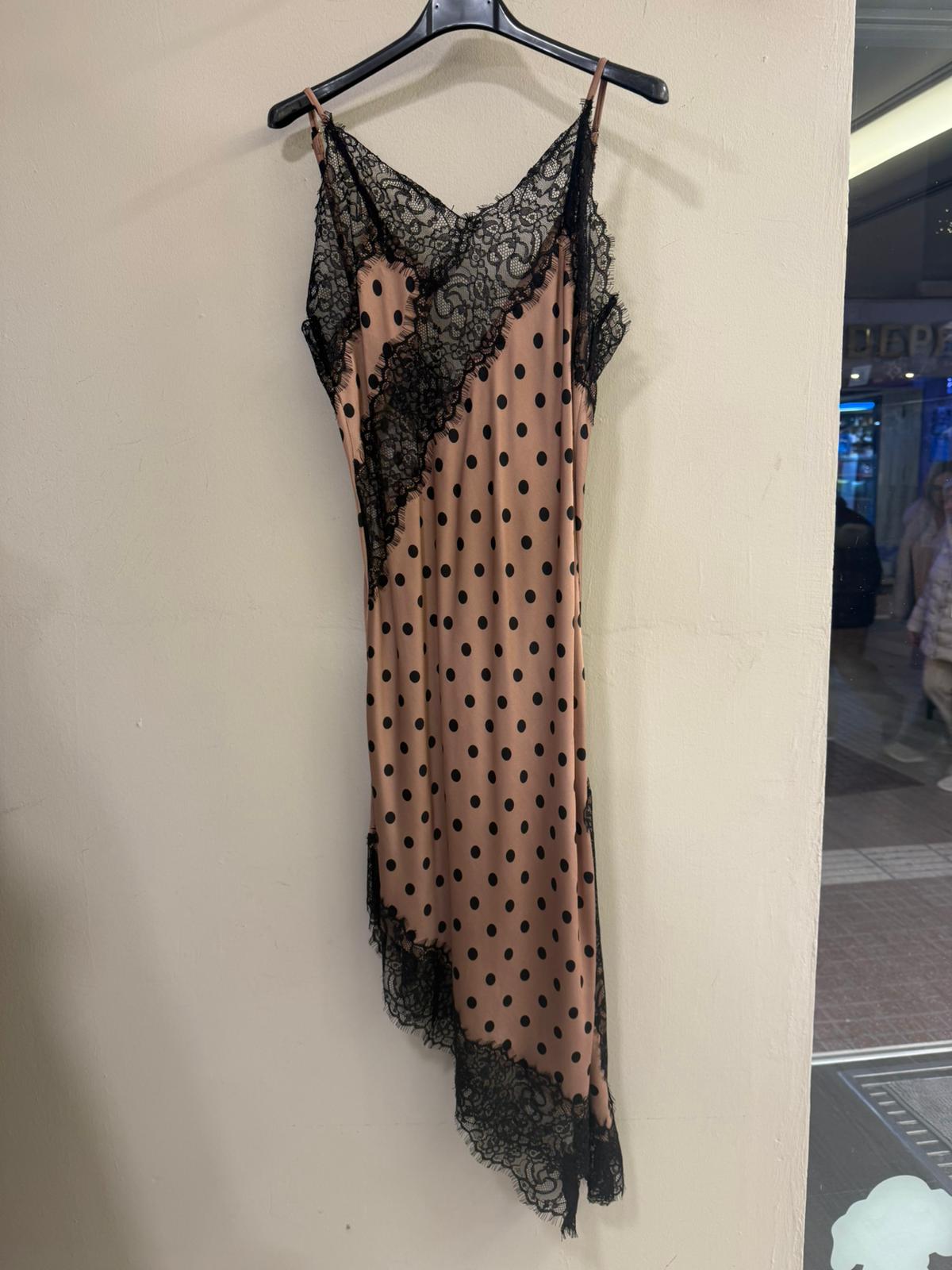 Vestido Lencero Encaje - Elegancia Atemporal