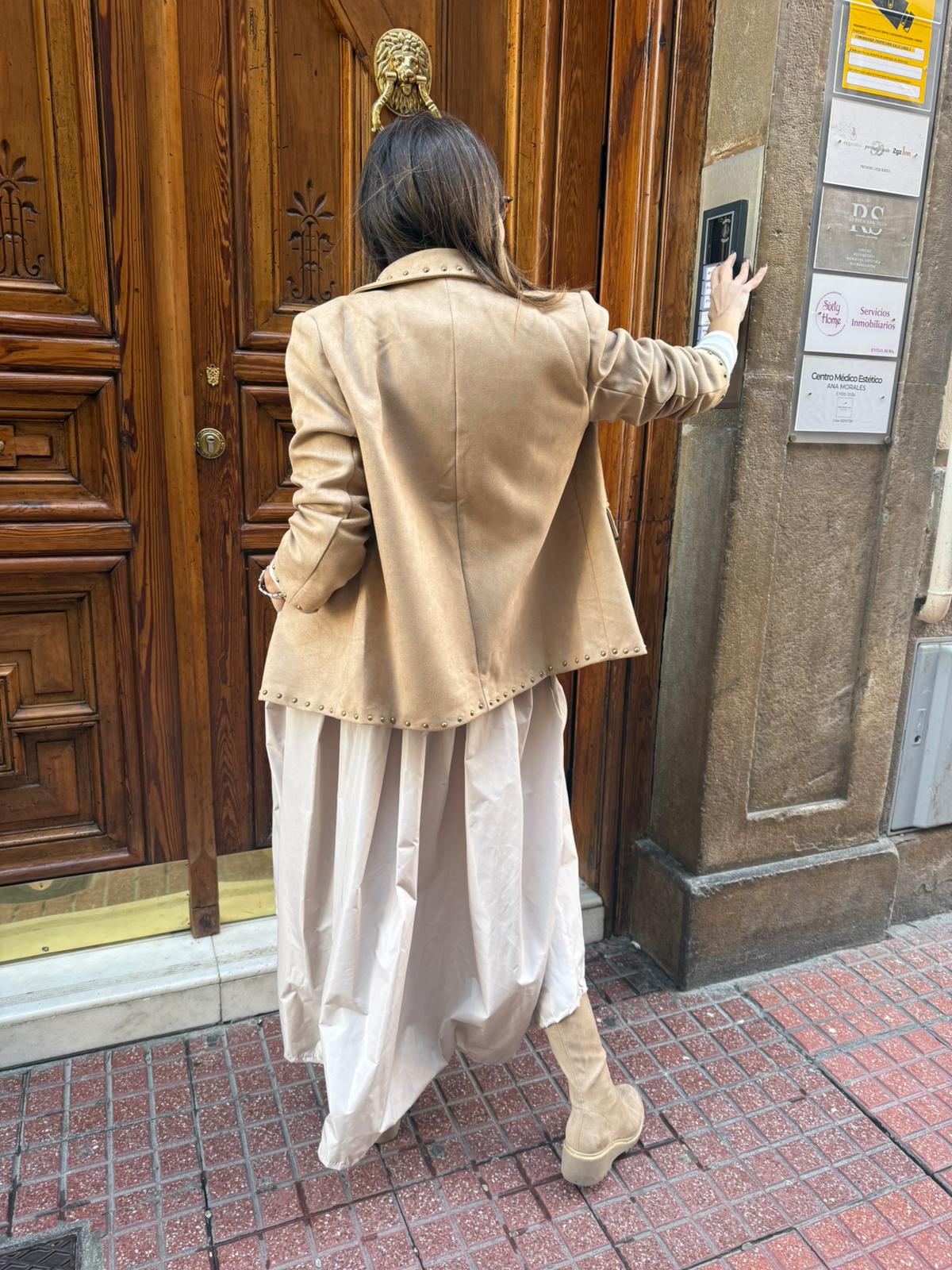 Falda Telva