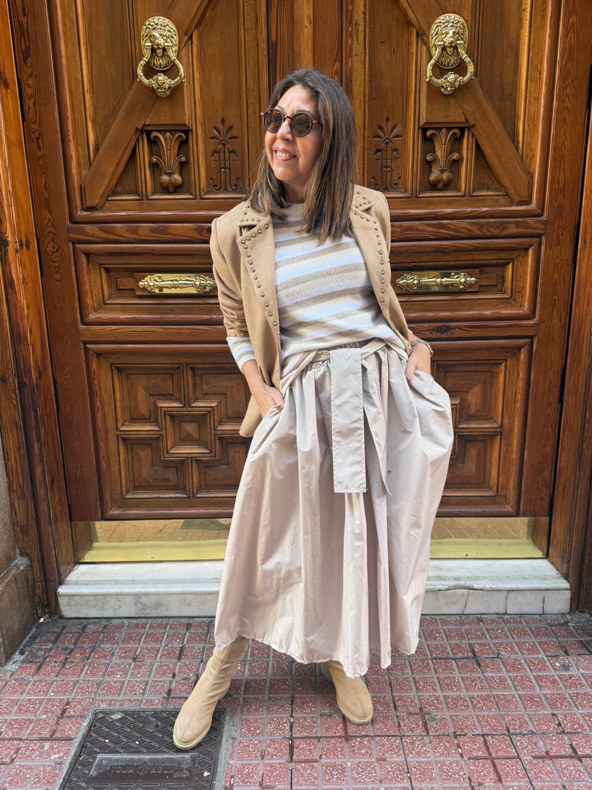 Falda Telva