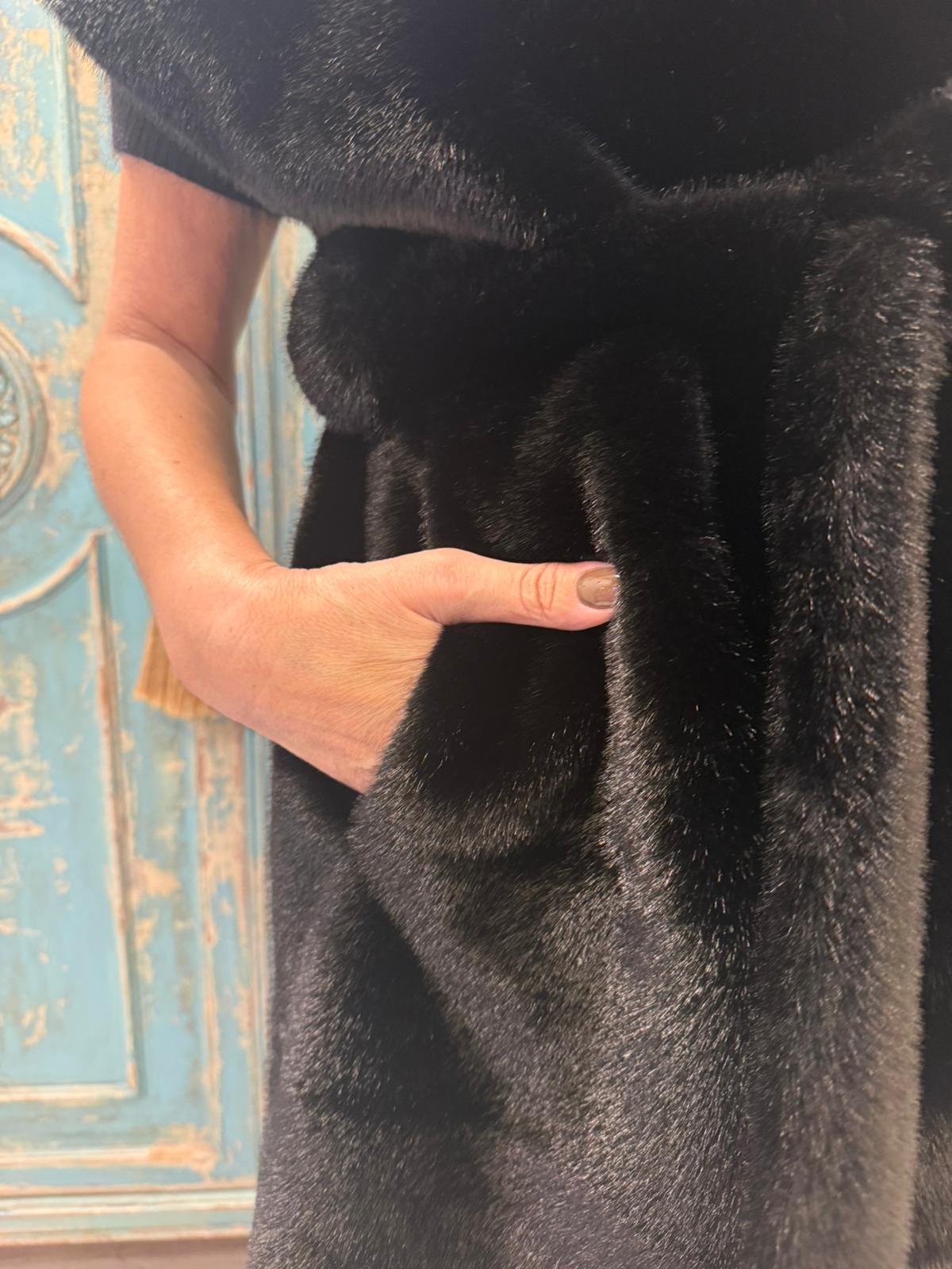 Abrigo Efecto Visón Negro - Pelo Sintético 100% Poliéster
