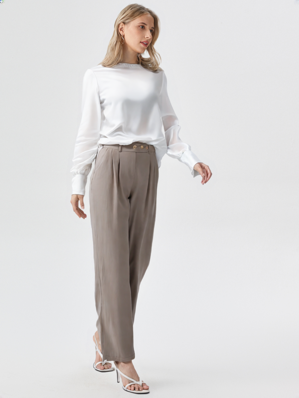 Pantalón Ancho Pinzas Botones Delanteros