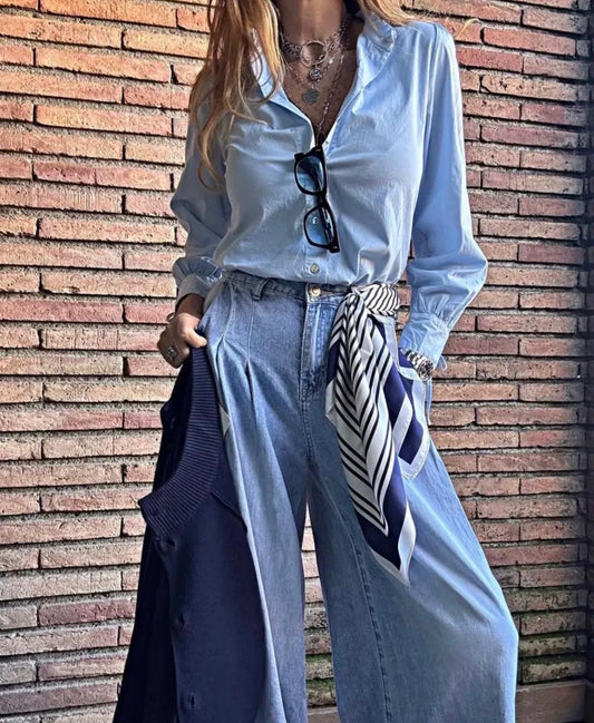 Camisa Romántica con Volantes y Cuello Fruncido