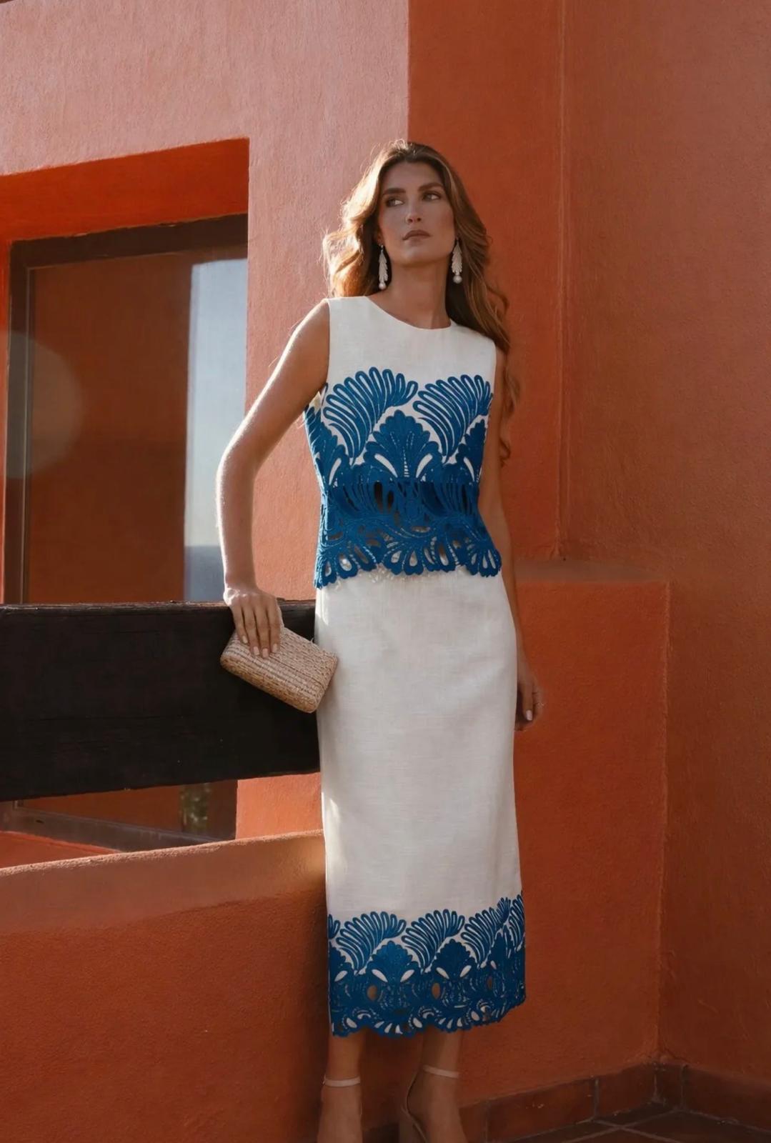 Conjunto Calpe - Top y Falda con Bordado Azul