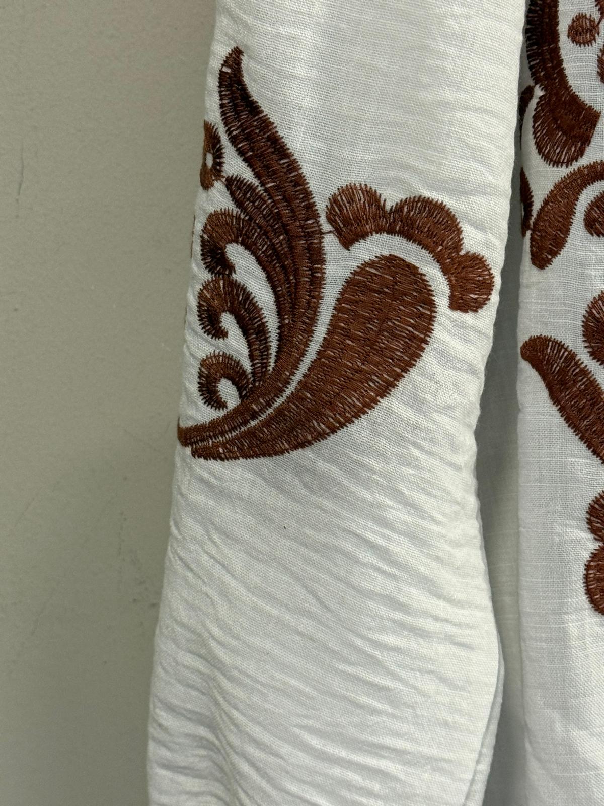 Blusa Bordada Bianca