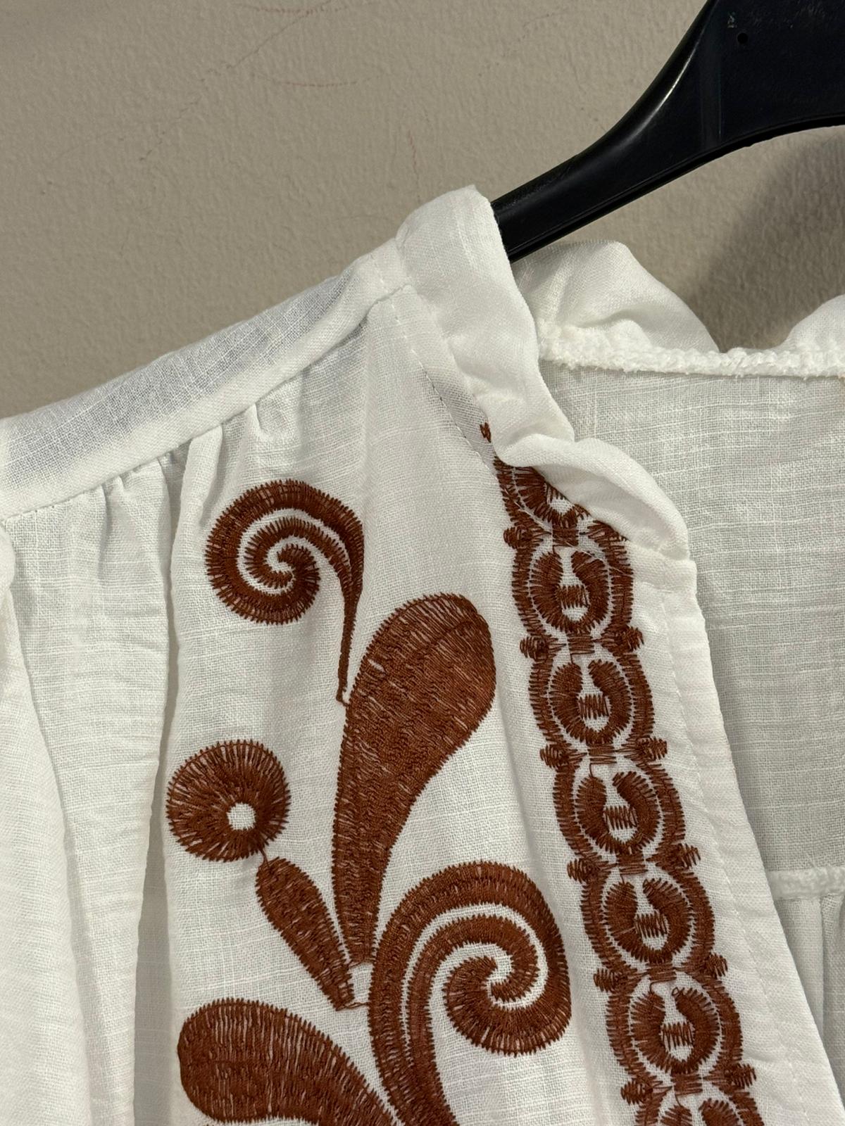 Blusa Bordada Bianca