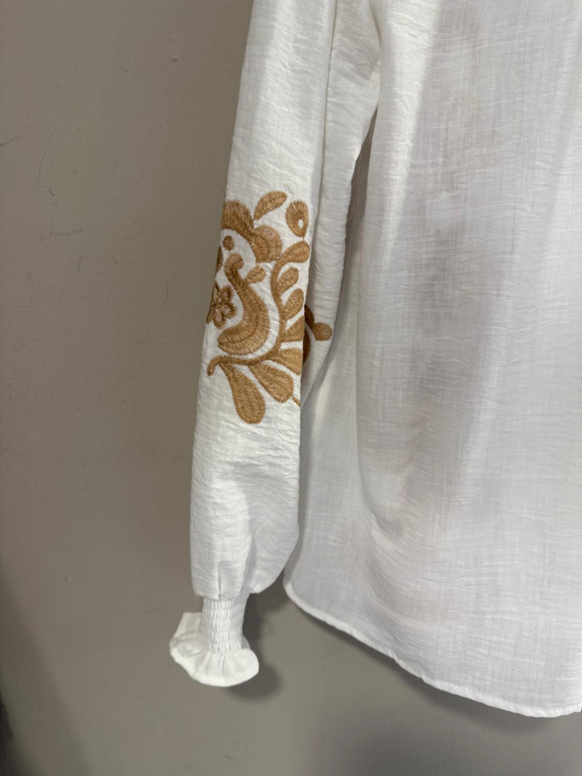 Blusa Bordada Bianca