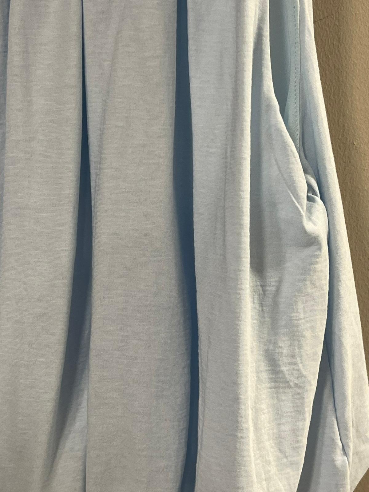 Blusa Blanca Fruncida con Elástico en Cintura