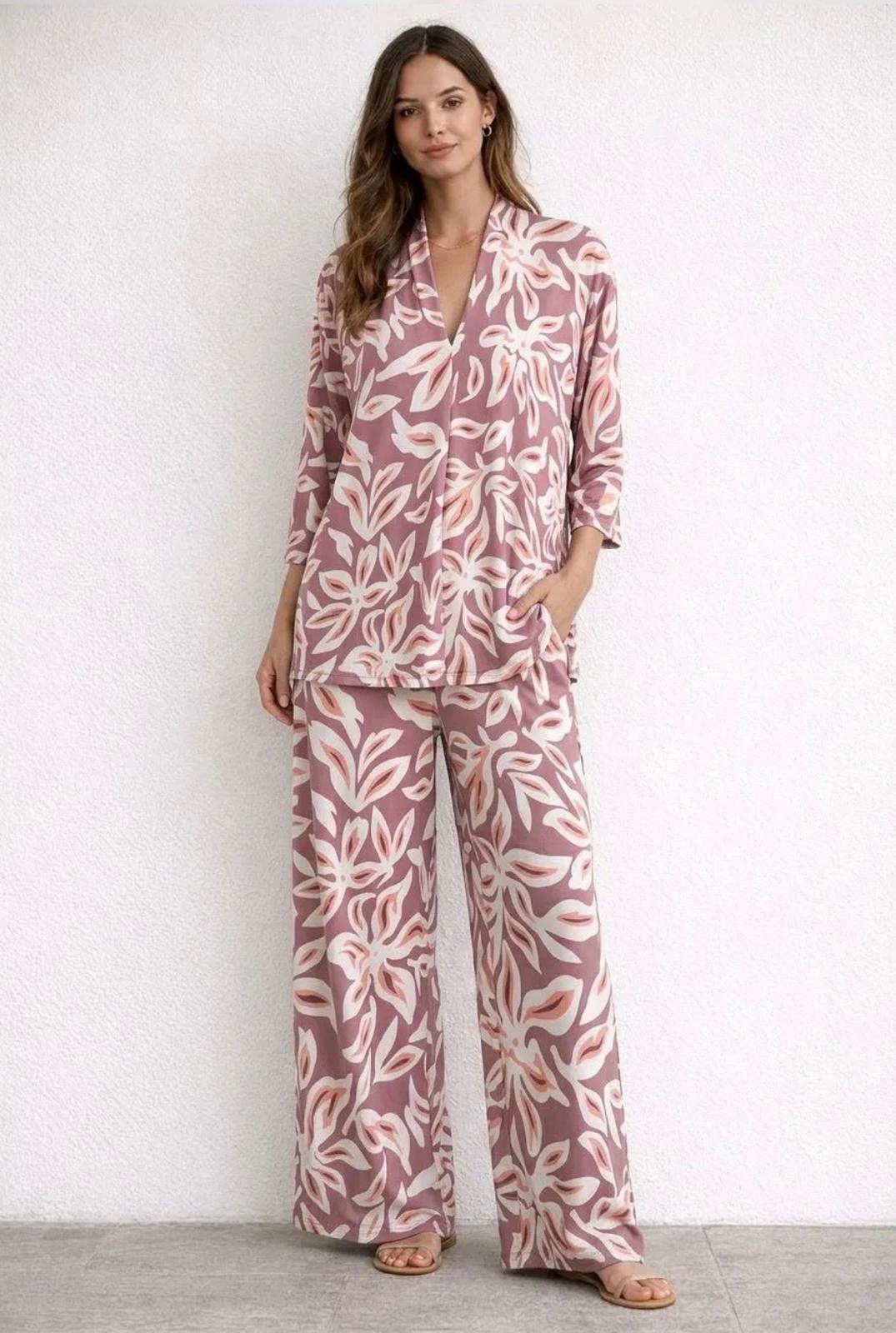 Pantalón palazzo estampado hojas